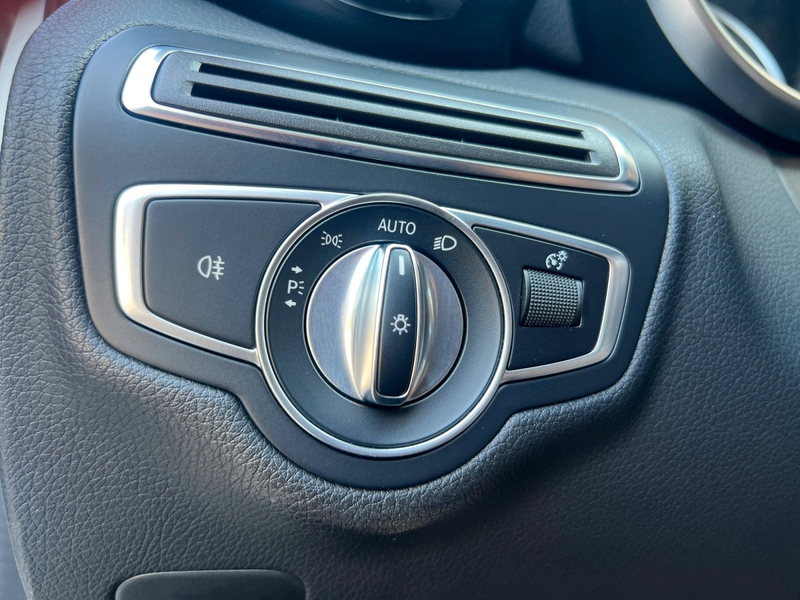 Mercedes-Benz C 200 T-M AMG Line AHK LEDER NIGHT LED KAM — photo 18