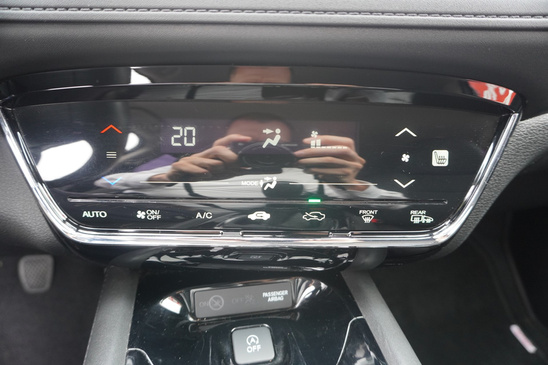 Honda HR-V 1.5 Comfort LED Tempomat Sitzheizung PDC — photo 16