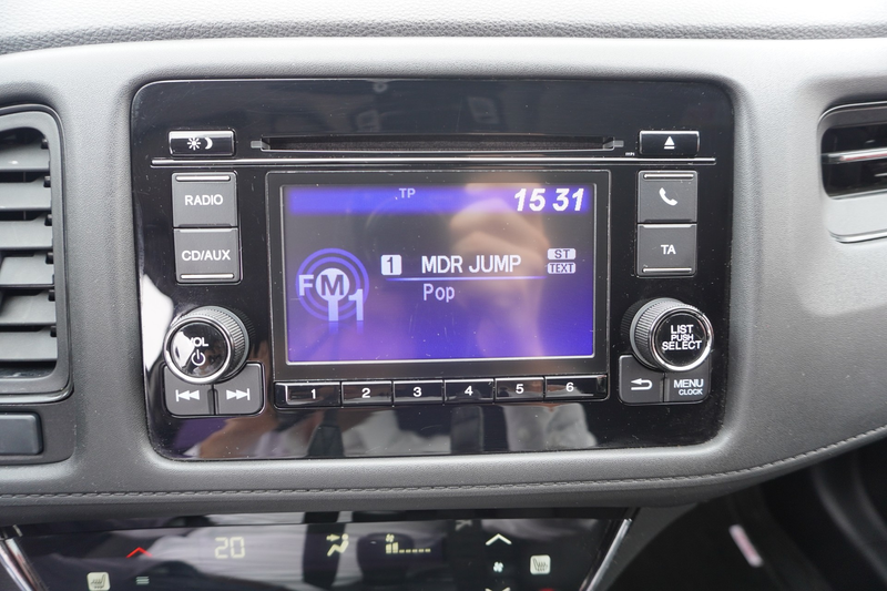 Honda HR-V 1.5 Comfort LED Tempomat Sitzheizung PDC — photo 14