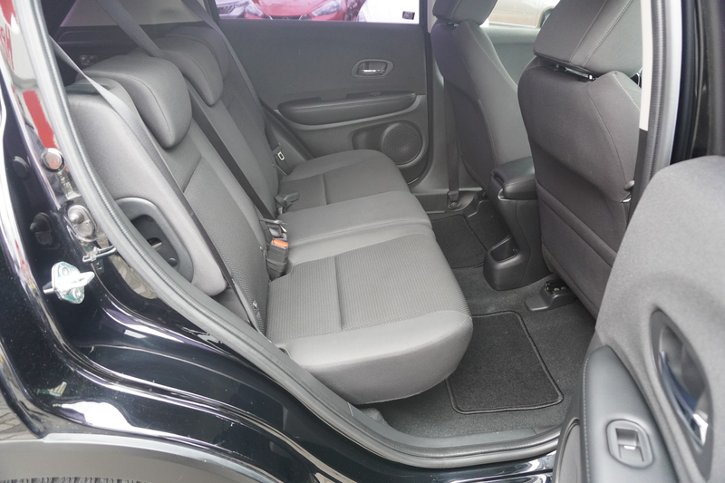 Honda HR-V 1.5 Comfort LED Tempomat Sitzheizung PDC — photo 27