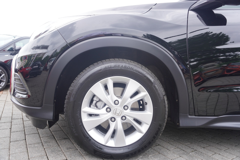 Honda HR-V 1.5 Comfort LED Tempomat Sitzheizung PDC — photo 10