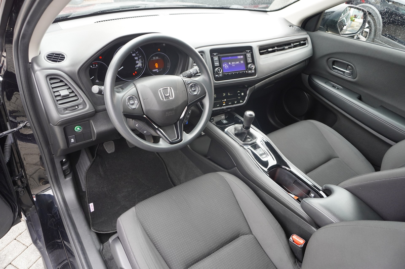 Honda HR-V 1.5 Comfort LED Tempomat Sitzheizung PDC — photo 11