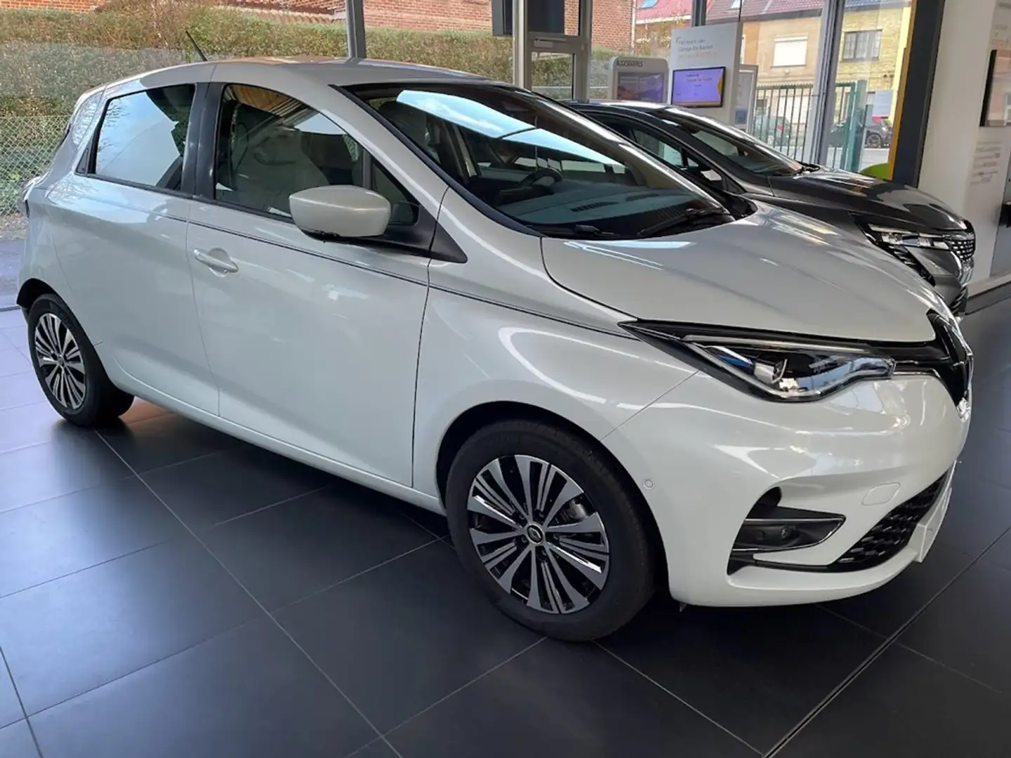 Renault ZOE R135 Riviera (B-Buy) Blanc - 2