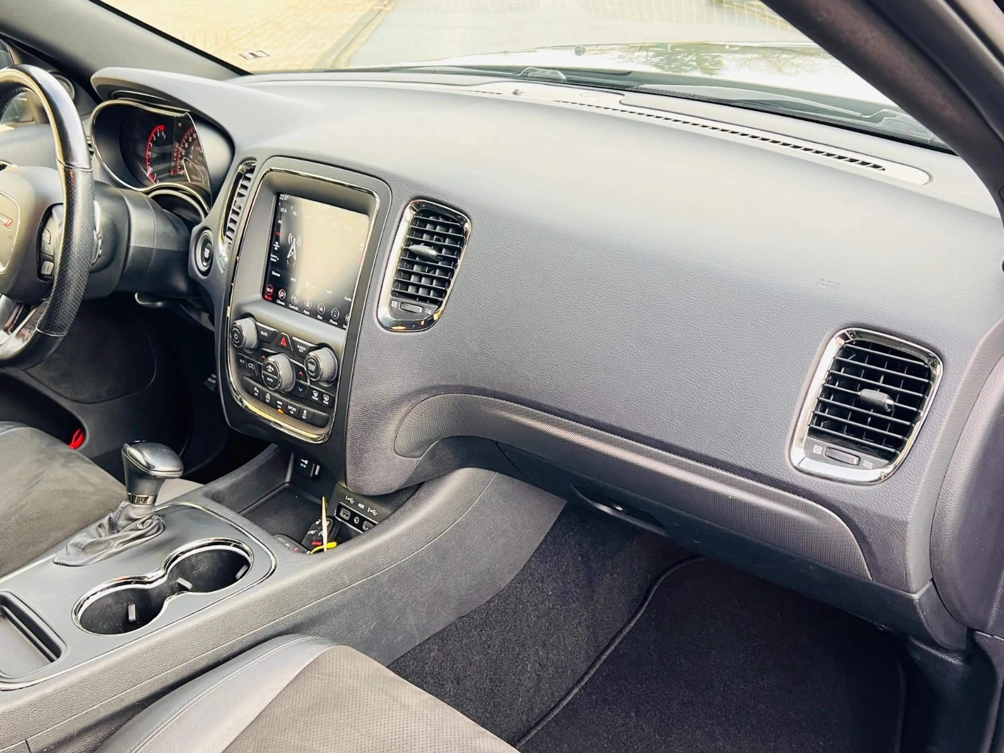 Dodge Durango GT GAS BLACK TOP — photo 14
