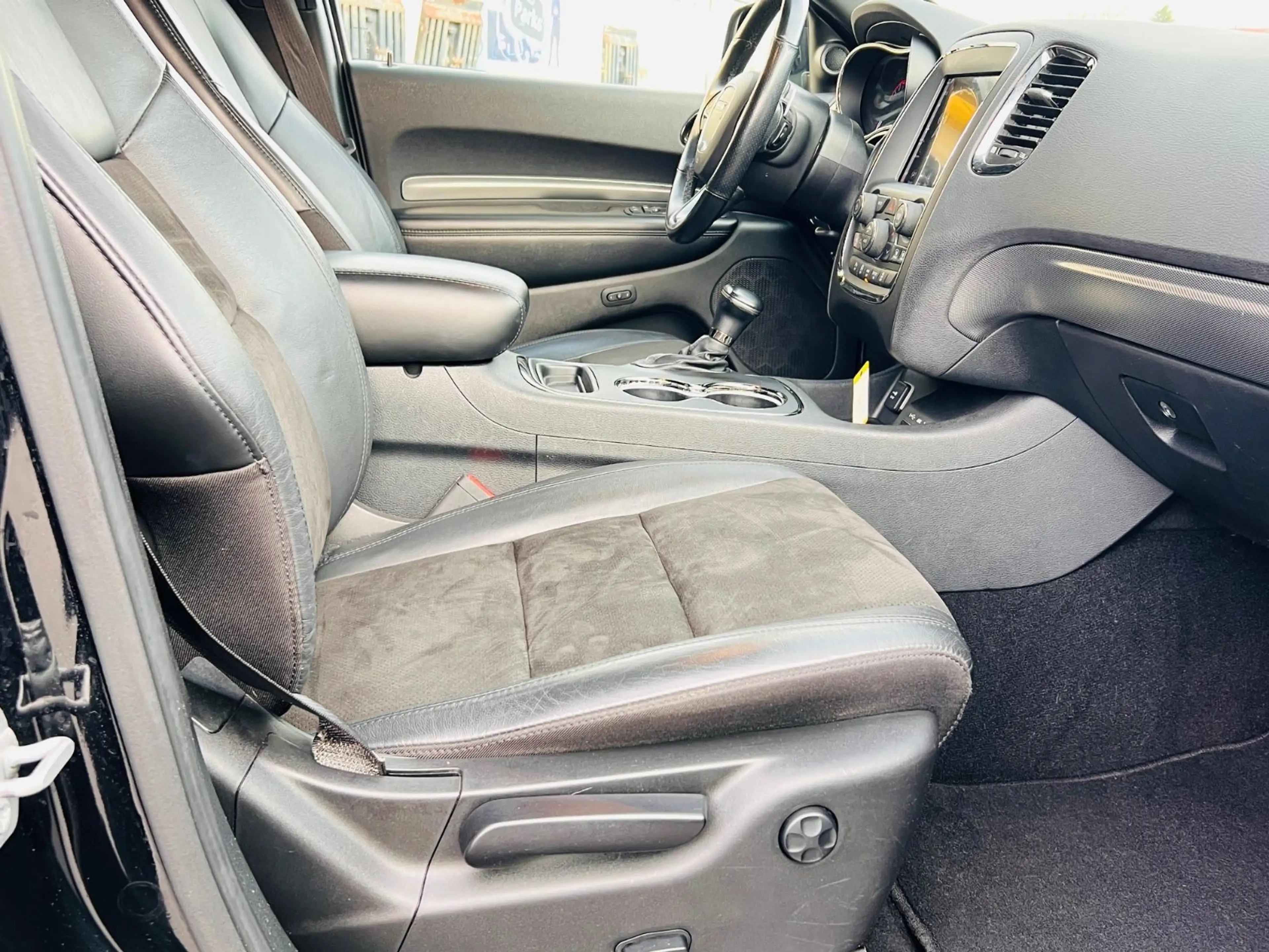 Dodge Durango GT GAS BLACK TOP — photo 13