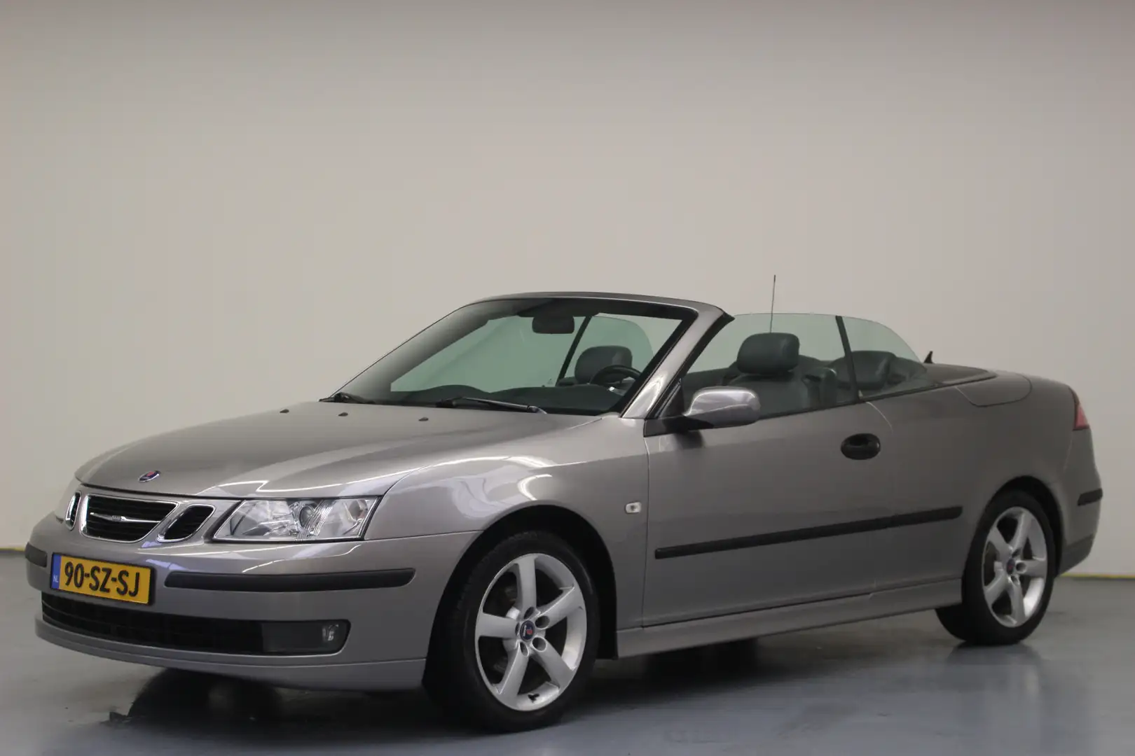 Saab 9-3 Cabrio 1.8t 150pk Linear Sport | Rijklaarprijs | Grijs - 1