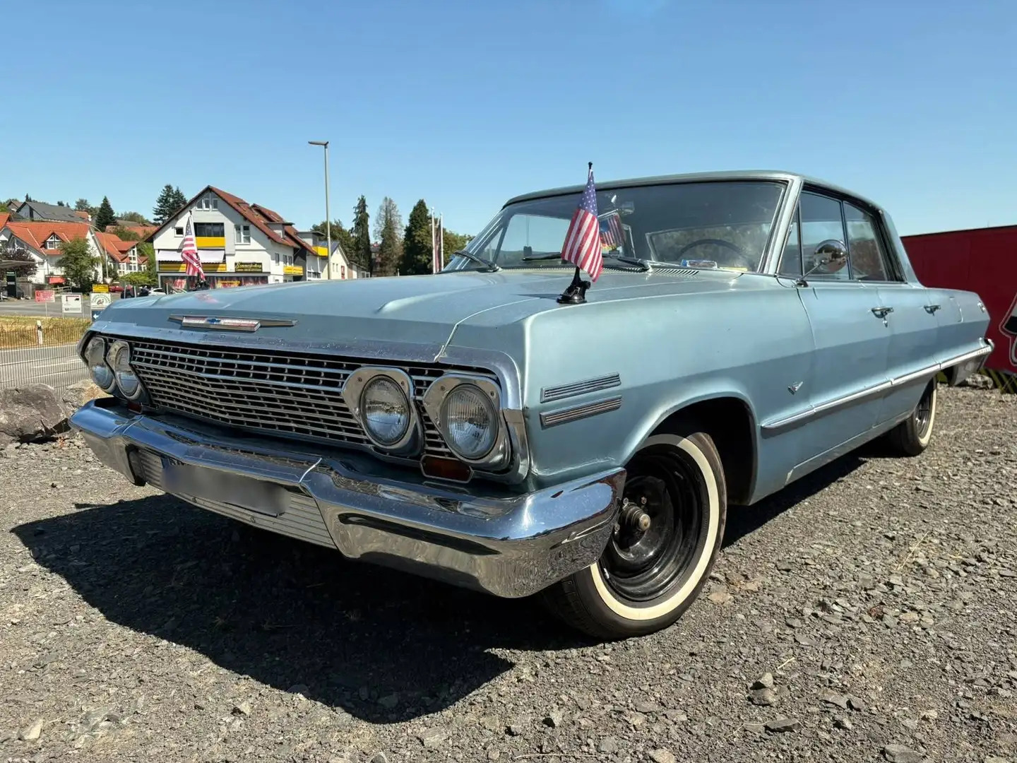 Chevrolet Impala 4 Door Sedan Blau - 1