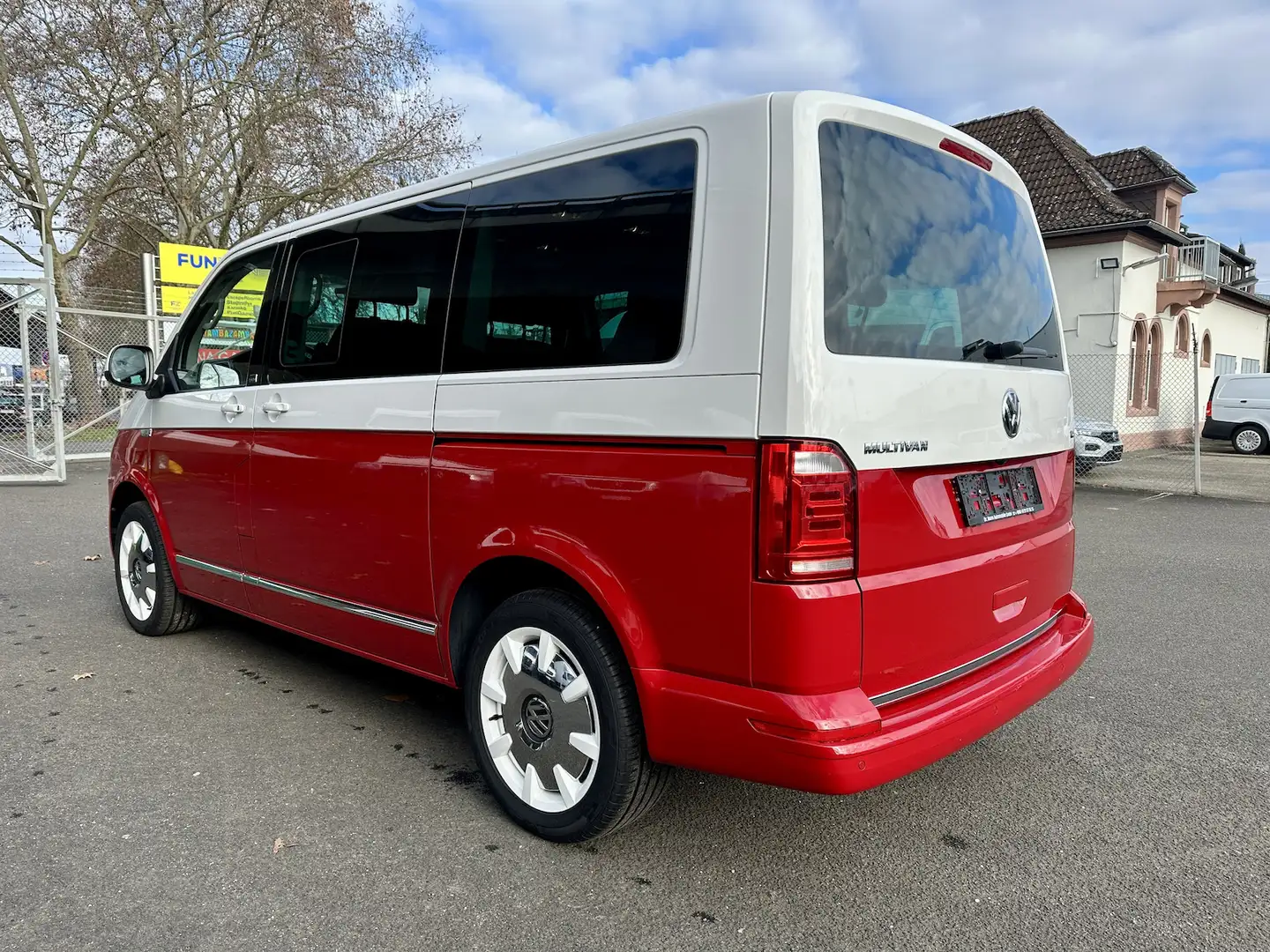 Volkswagen T6 Transporter Multivan Generation Six 2x Schiebetür Weiß - 2