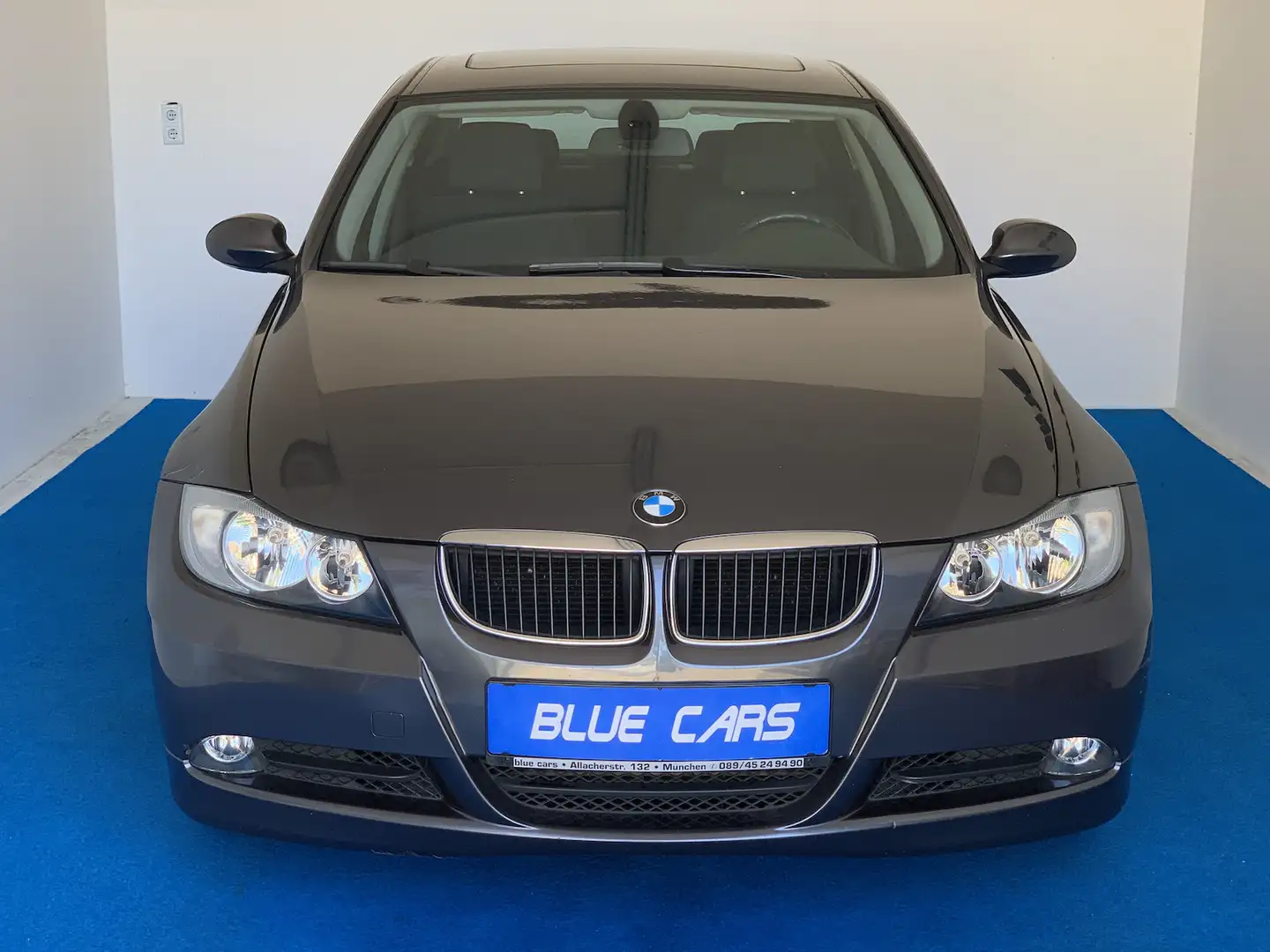 BMW 320 320d Klima/Schiebedach/CD/8-fach bereift Grijs - 2