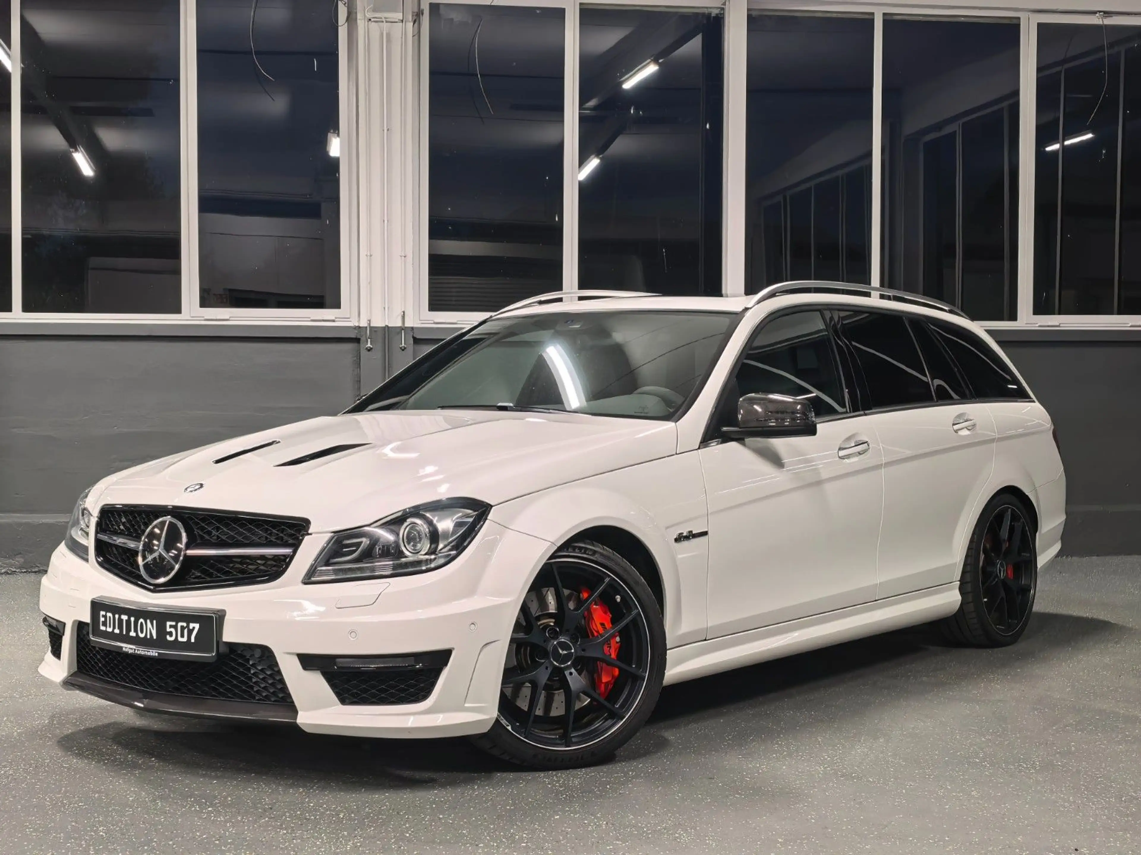 Mercedes-Benz C 63 AMG EDITION 507 | EINMALIG! | 40 TKM | BRD — photo 2