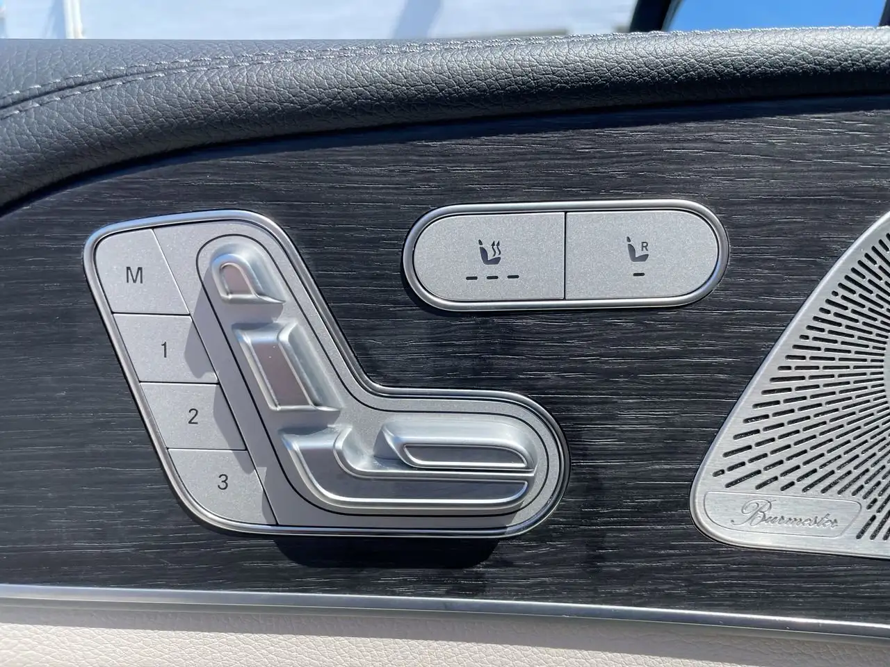 Mercedes-Benz GLE снимка Mercedes-Benz GLE