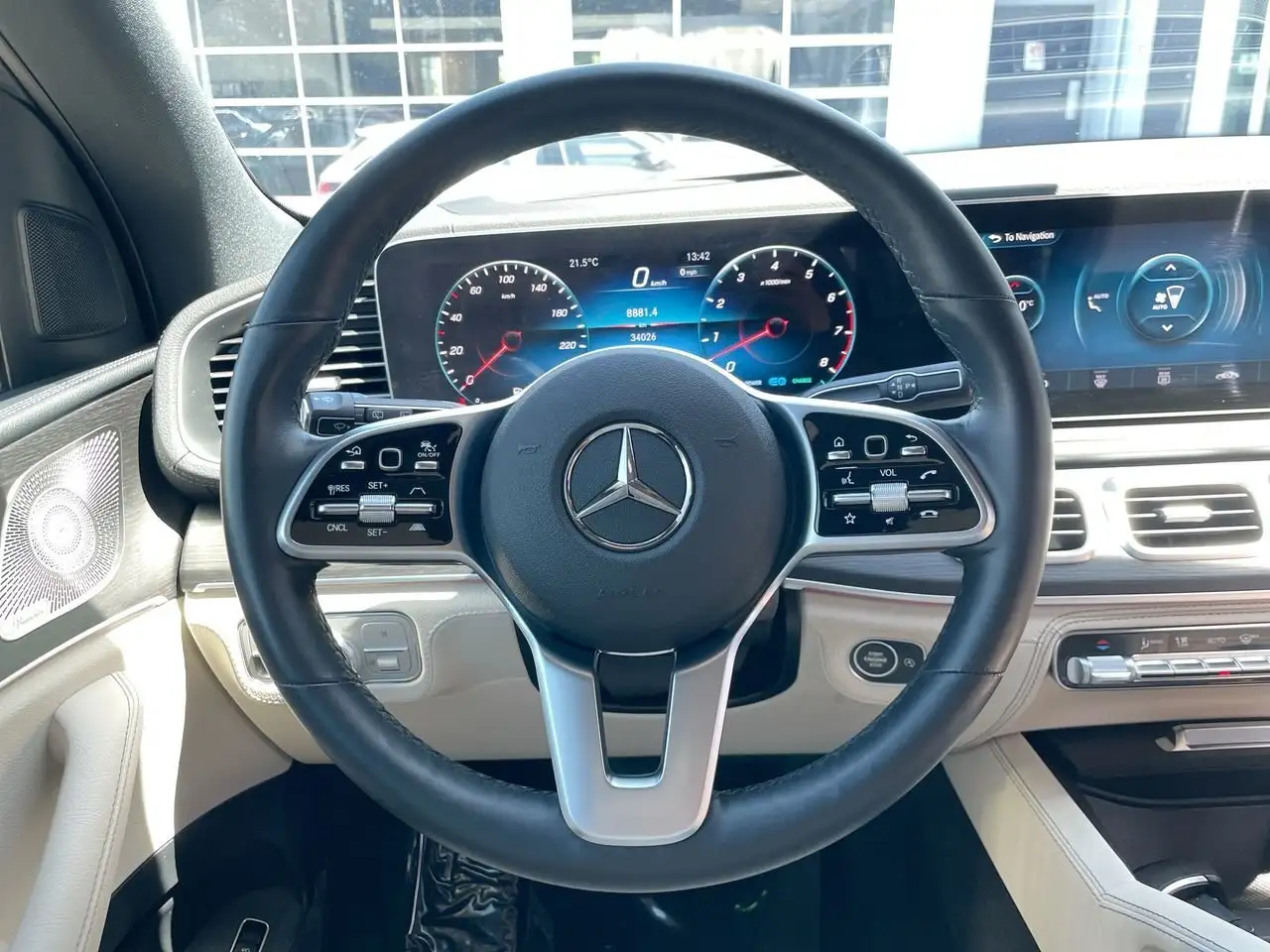 Mercedes-Benz GLE снимка Mercedes-Benz GLE