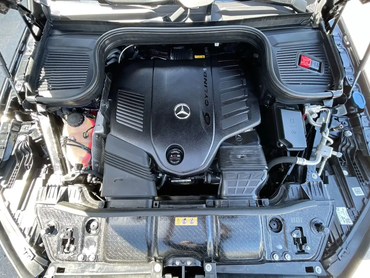 Mercedes-Benz GLE снимка Mercedes-Benz GLE
