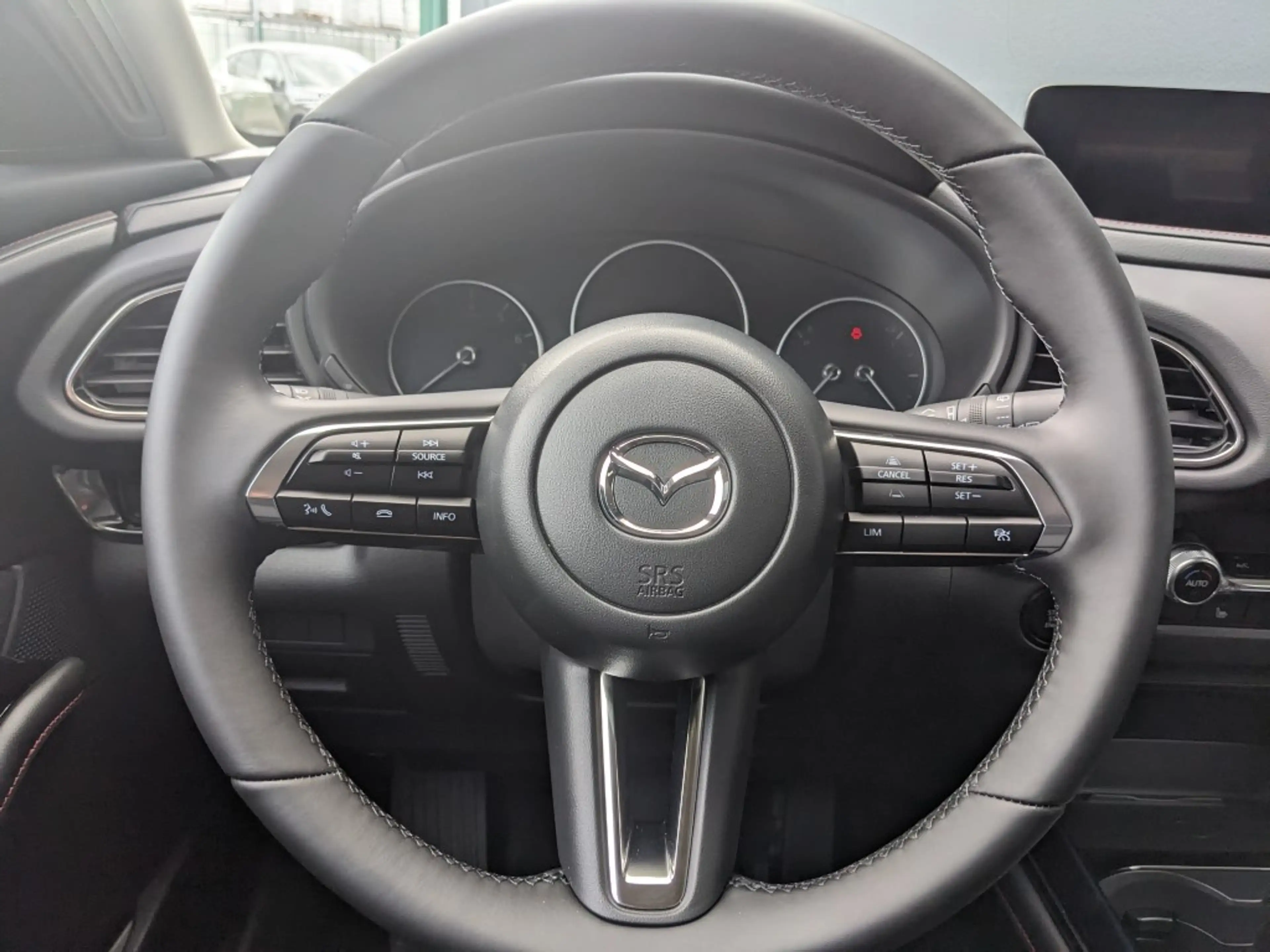 Mazda CX-30 2.0l Skyactiv-X Homura Navi LED Kamera 2027 NEU — photo 5