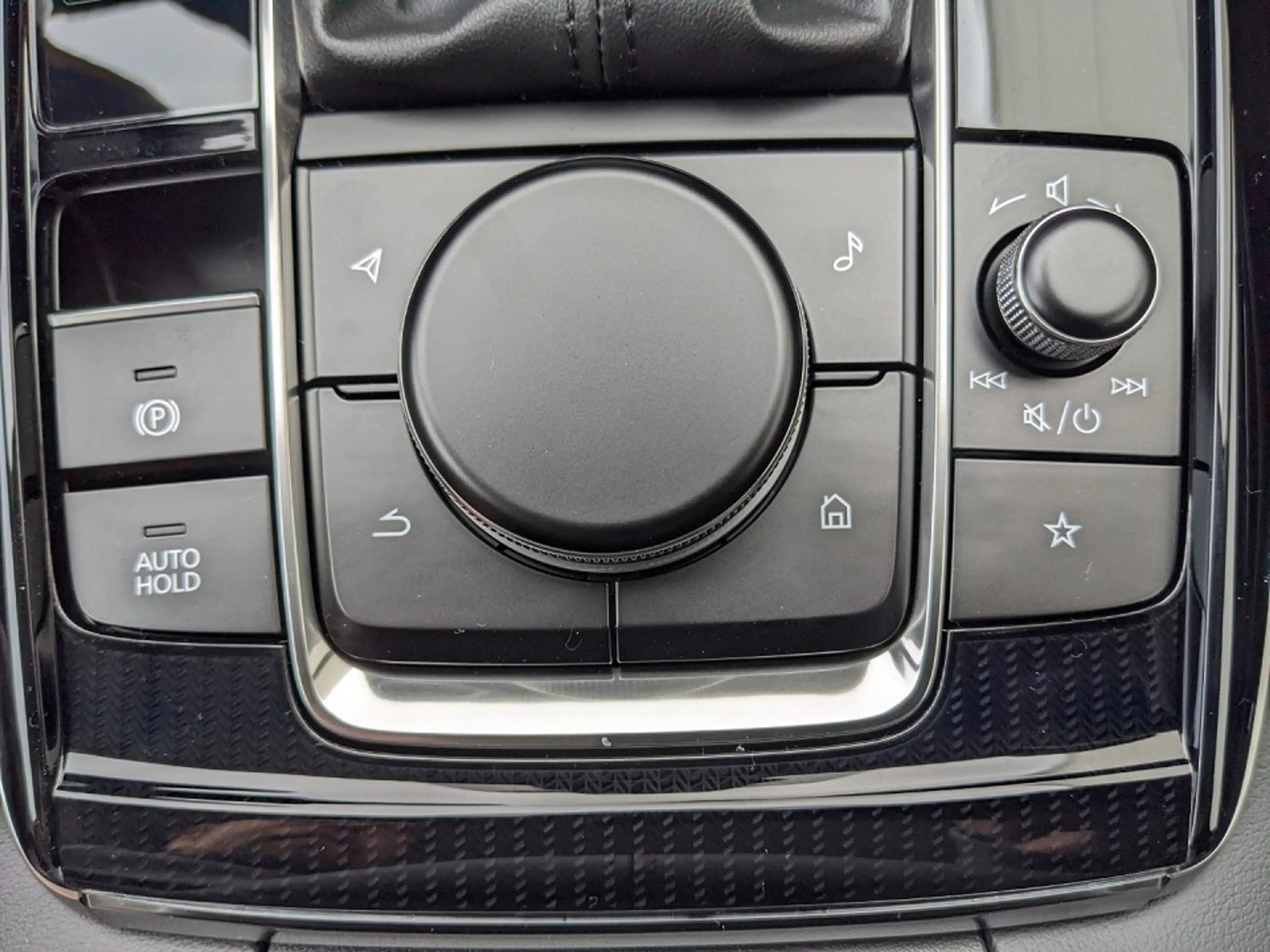 Mazda CX-30 2.0l Skyactiv-X Homura Navi LED Kamera 2027 NEU — photo 9