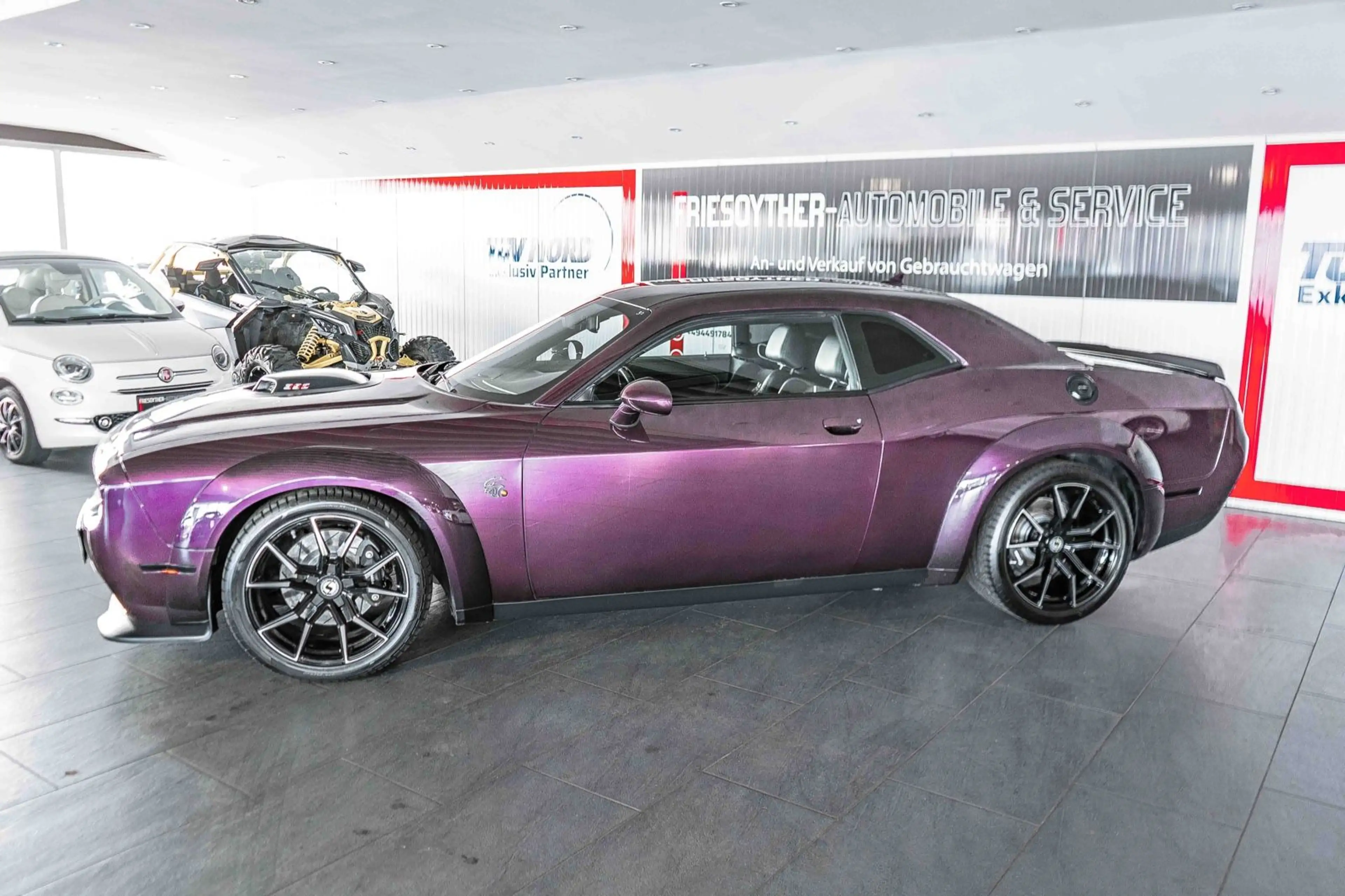 Dodge Challenger 6.4 V8 SRT WIDEBODY SCAT PACK SHAKER — photo 6