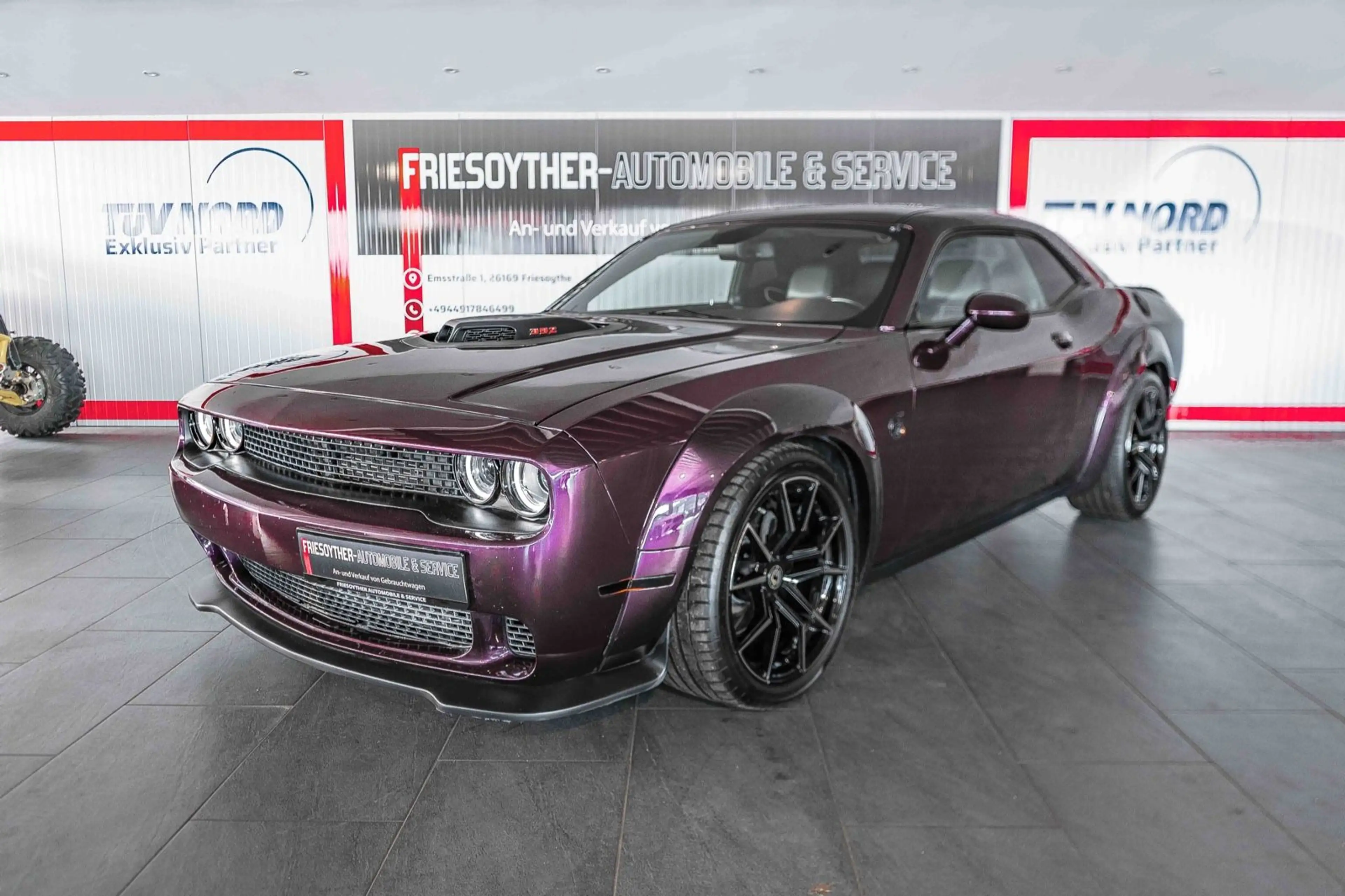 Dodge Challenger 6.4 V8 SRT WIDEBODY SCAT PACK SHAKER — photo 5