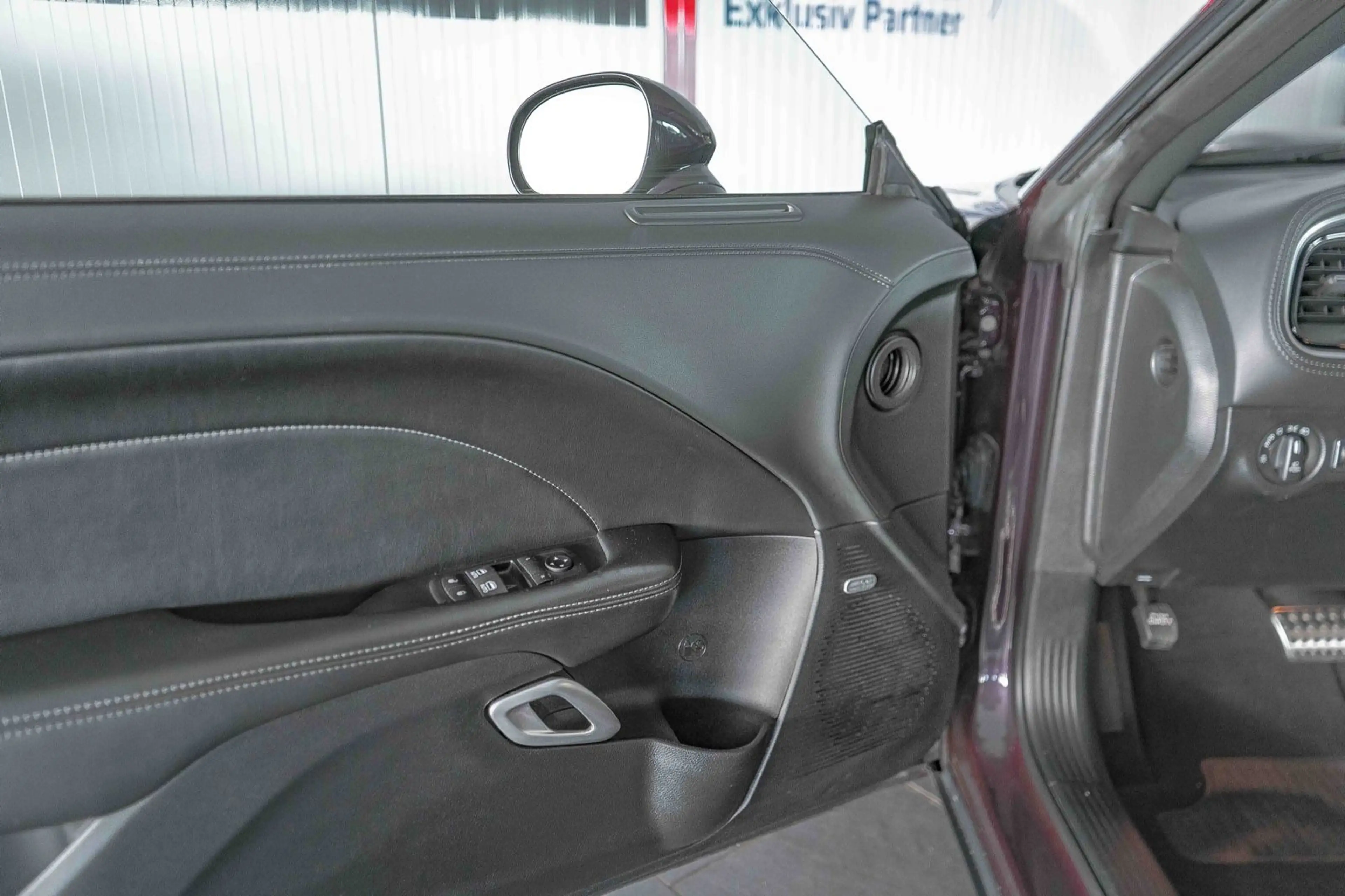 Dodge Challenger 6.4 V8 SRT WIDEBODY SCAT PACK SHAKER — photo 15