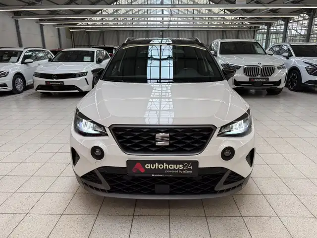 Seat Arona view 2