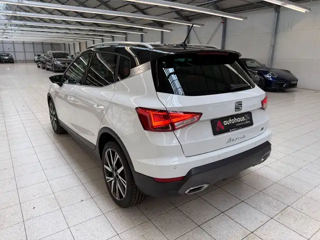 Seat Arona view 4