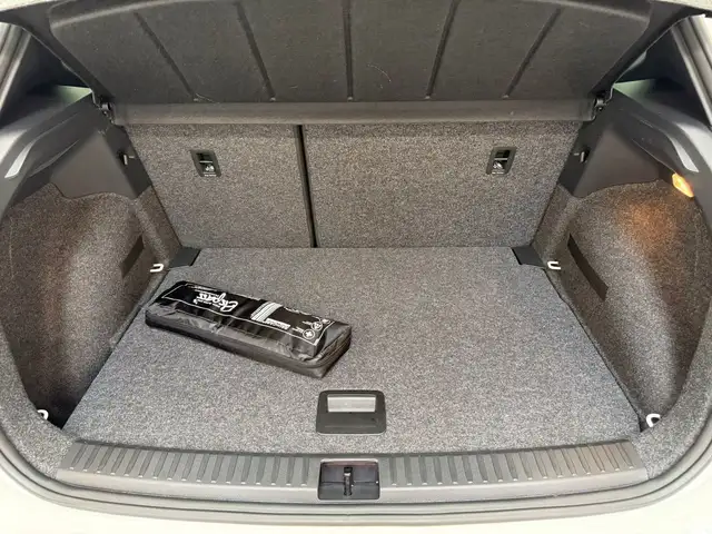 Seat Arona view 6