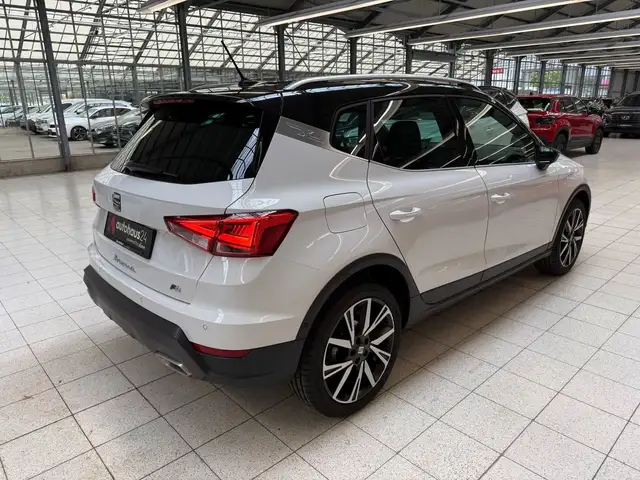 Seat Arona view 5