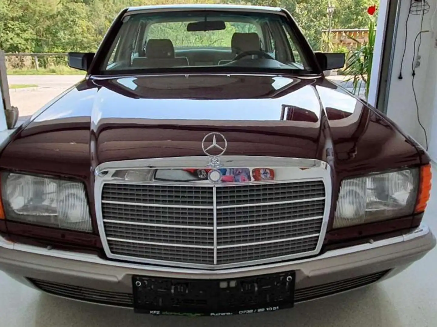 Mercedes-Benz S 300 SE Rot - 2