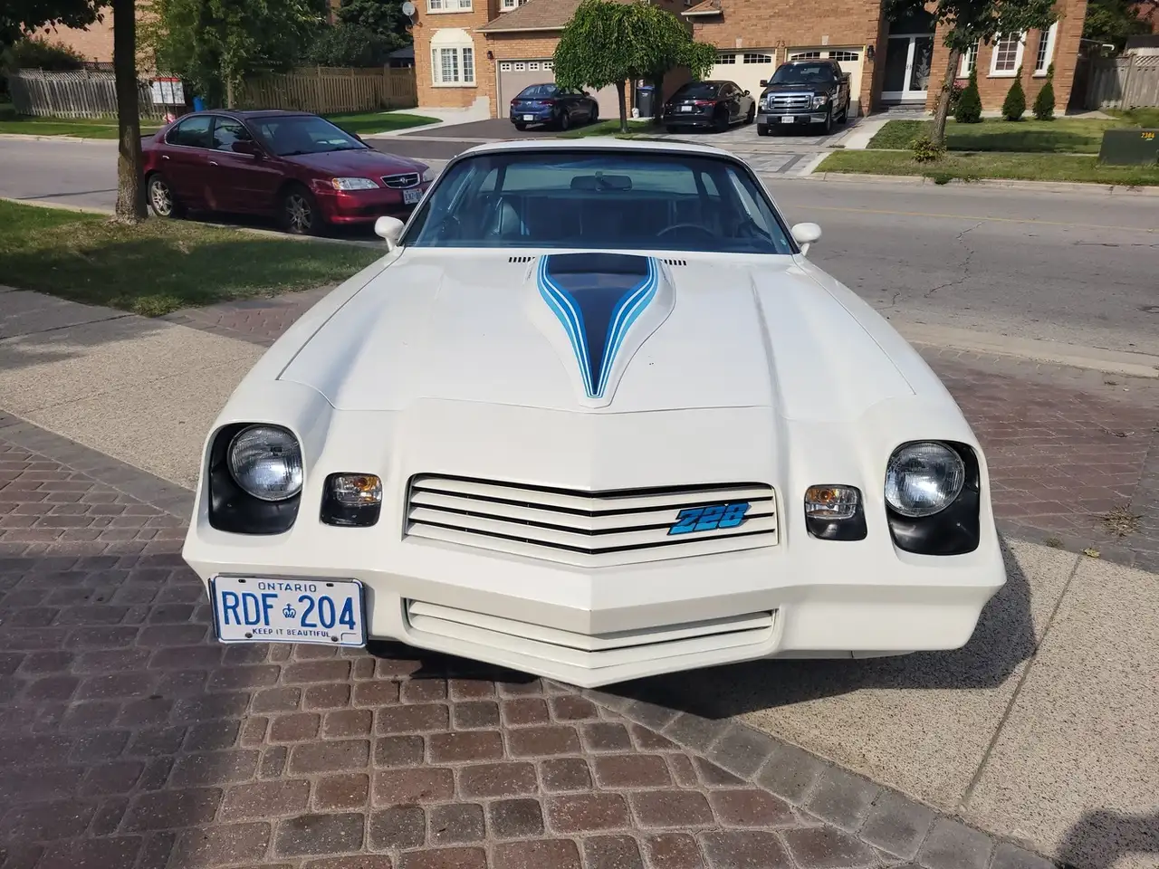 Chevrolet Camaro снимка Chevrolet Camaro