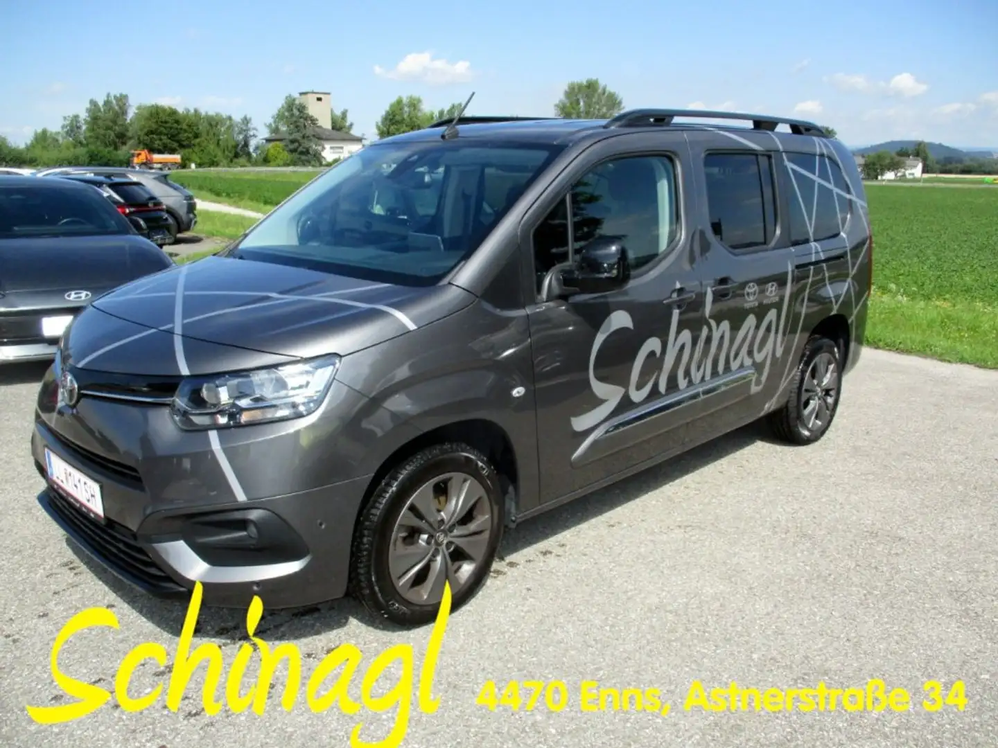 Toyota Proace City Verso, L2, 1,5 D-4D Family Plus, 7 Sitze, Sta Grau - 1