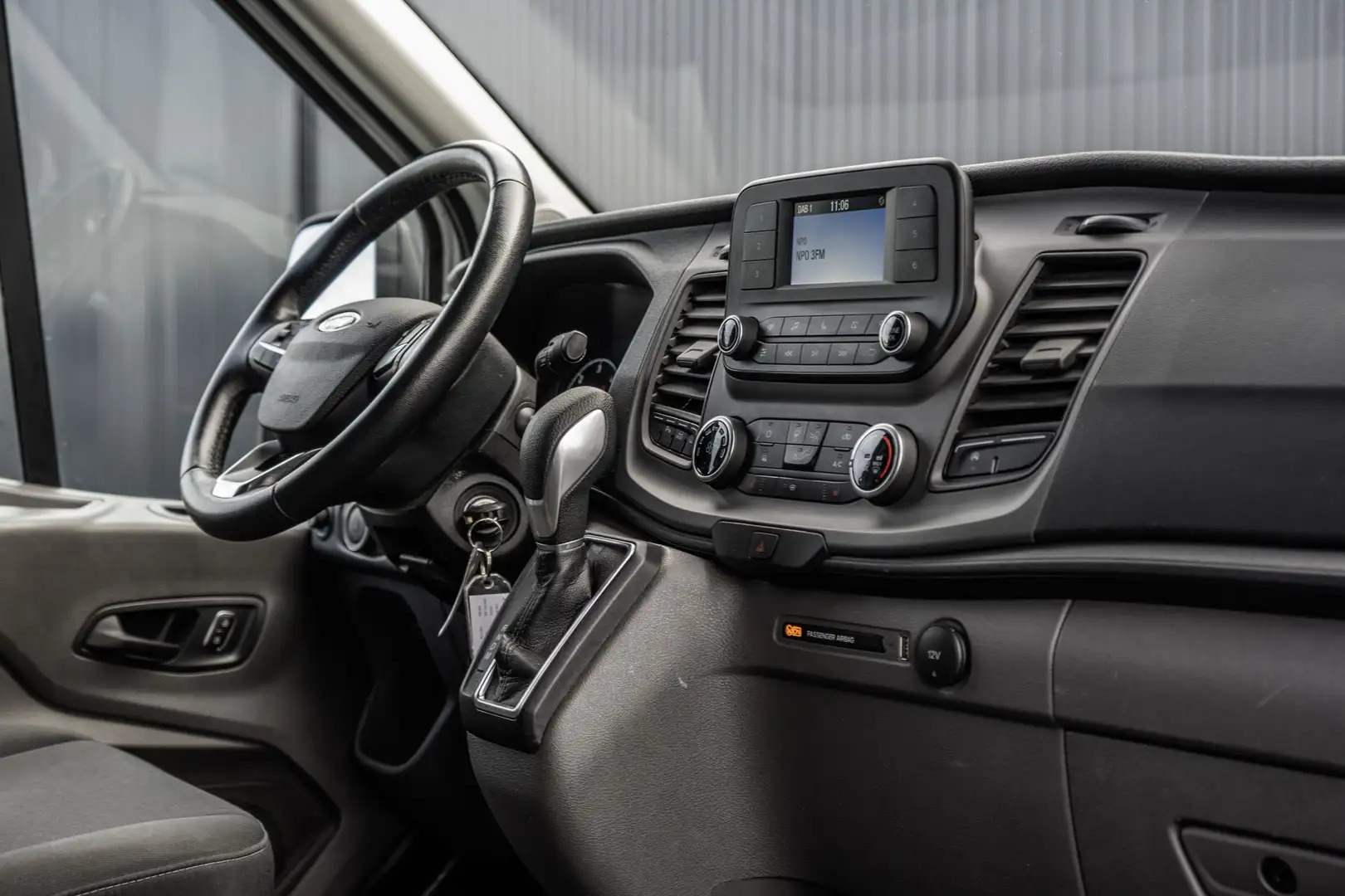 Ford Transit 2.0 TDCI L2H2 | Automaat | Euro 6 | Cruise | Airco Weiß - 2