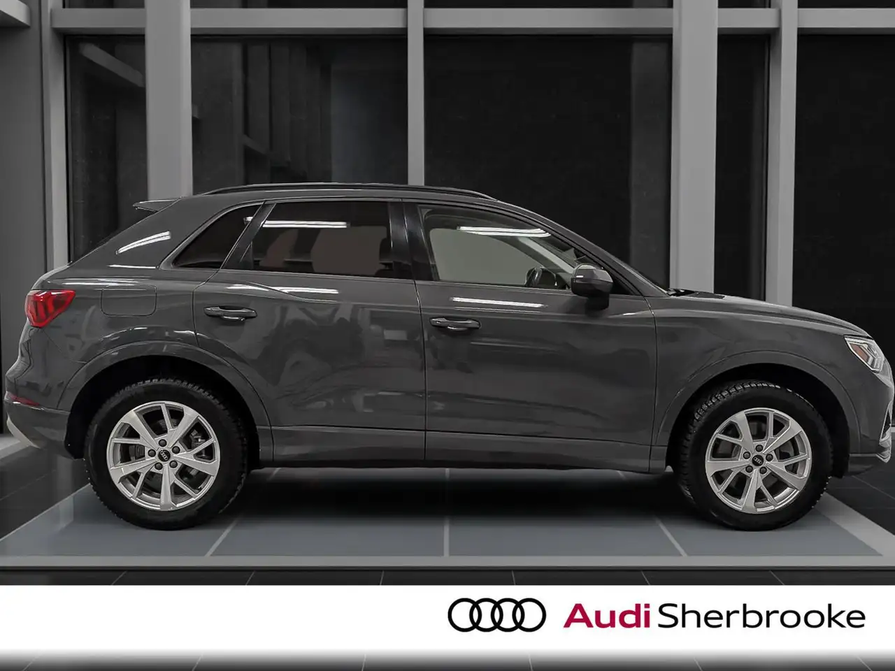 Audi Q3 снимка Audi Q3