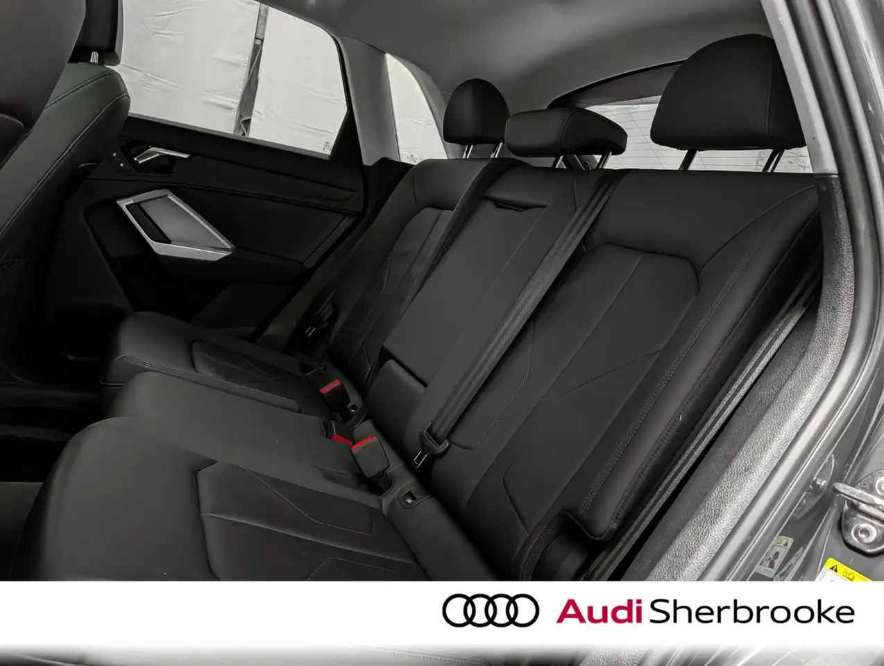 Audi Q3 снимка Audi Q3