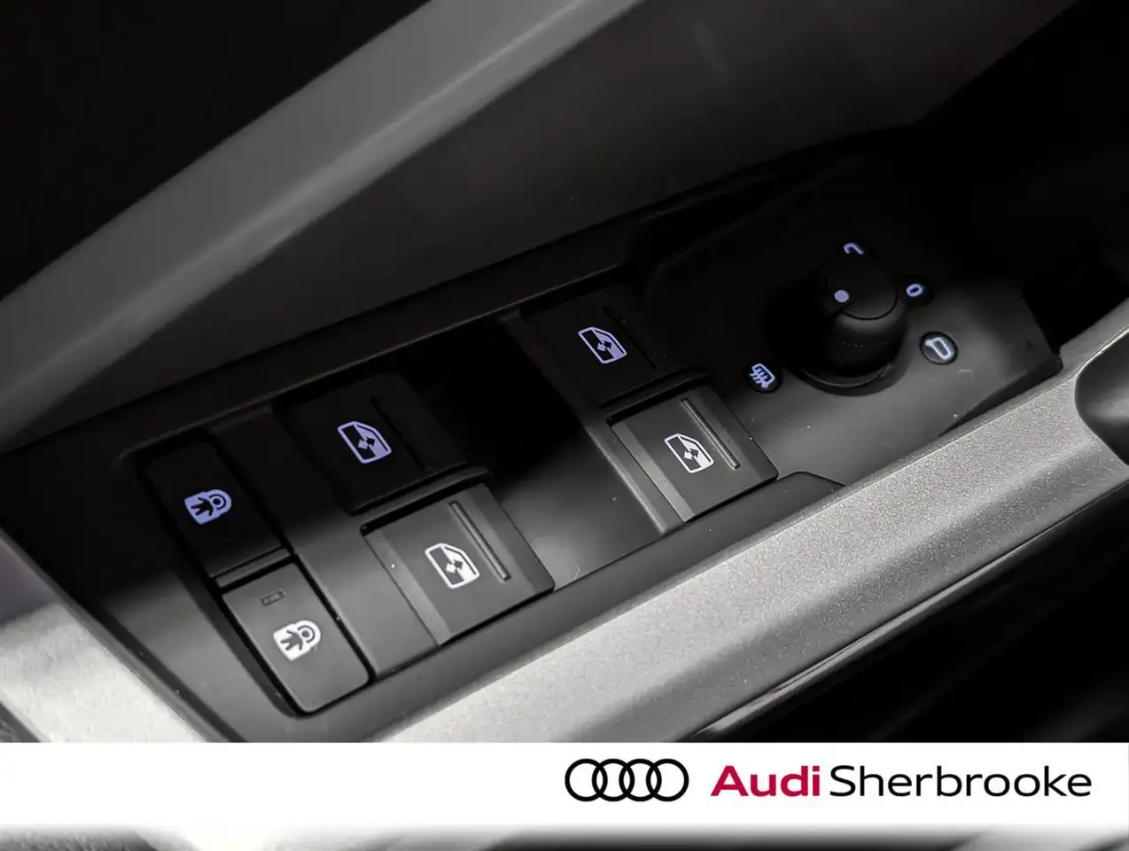 Audi Q3 снимка Audi Q3
