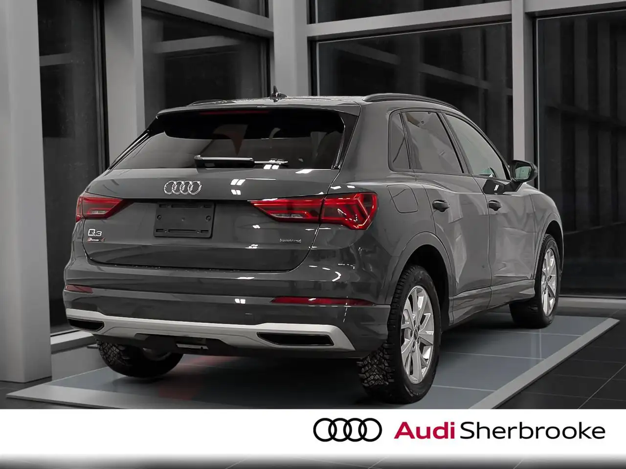 Audi Q3 снимка Audi Q3