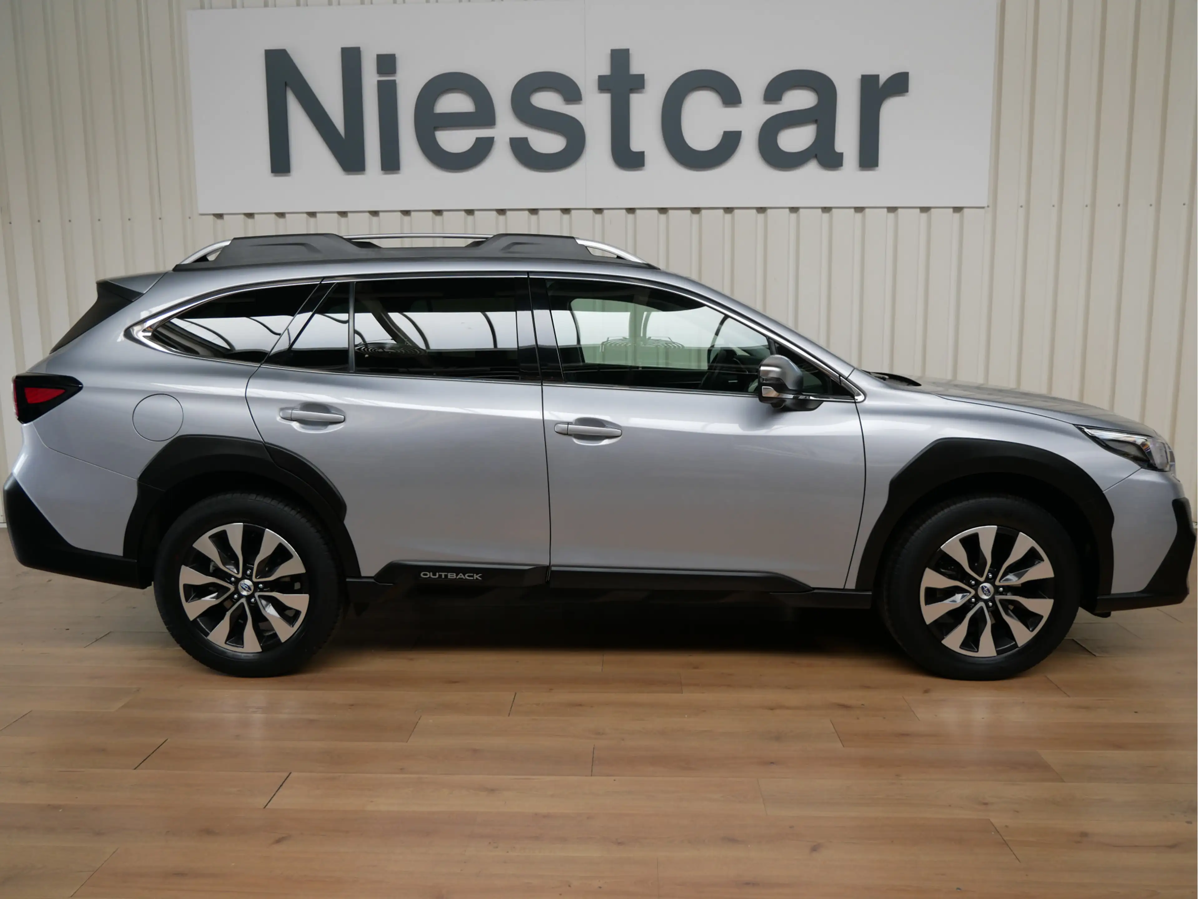 Subaru OUTBACK 2.5i Premium — photo 2