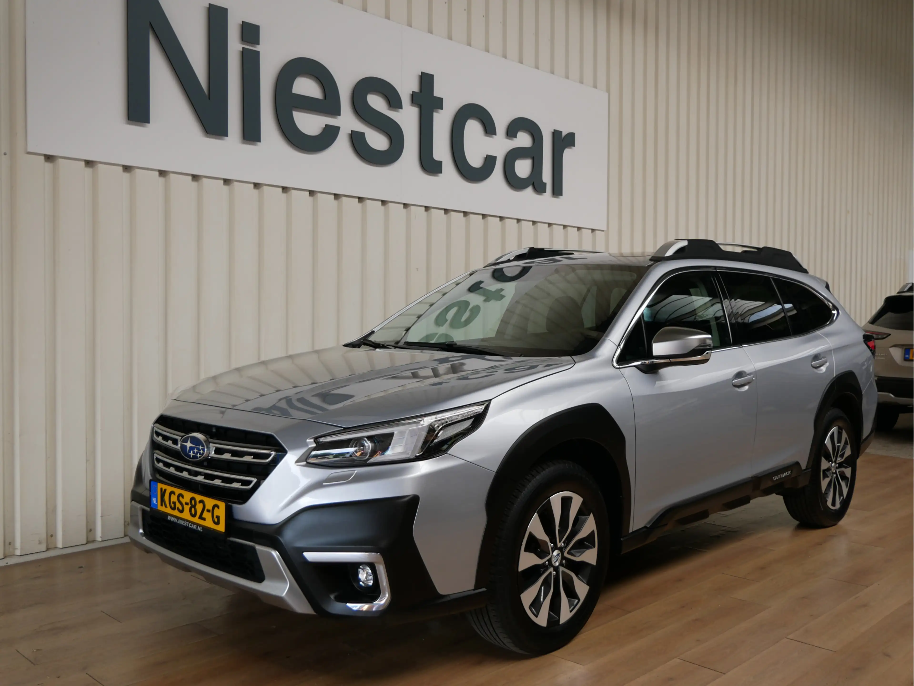 Subaru OUTBACK 2.5i Premium — photo 6