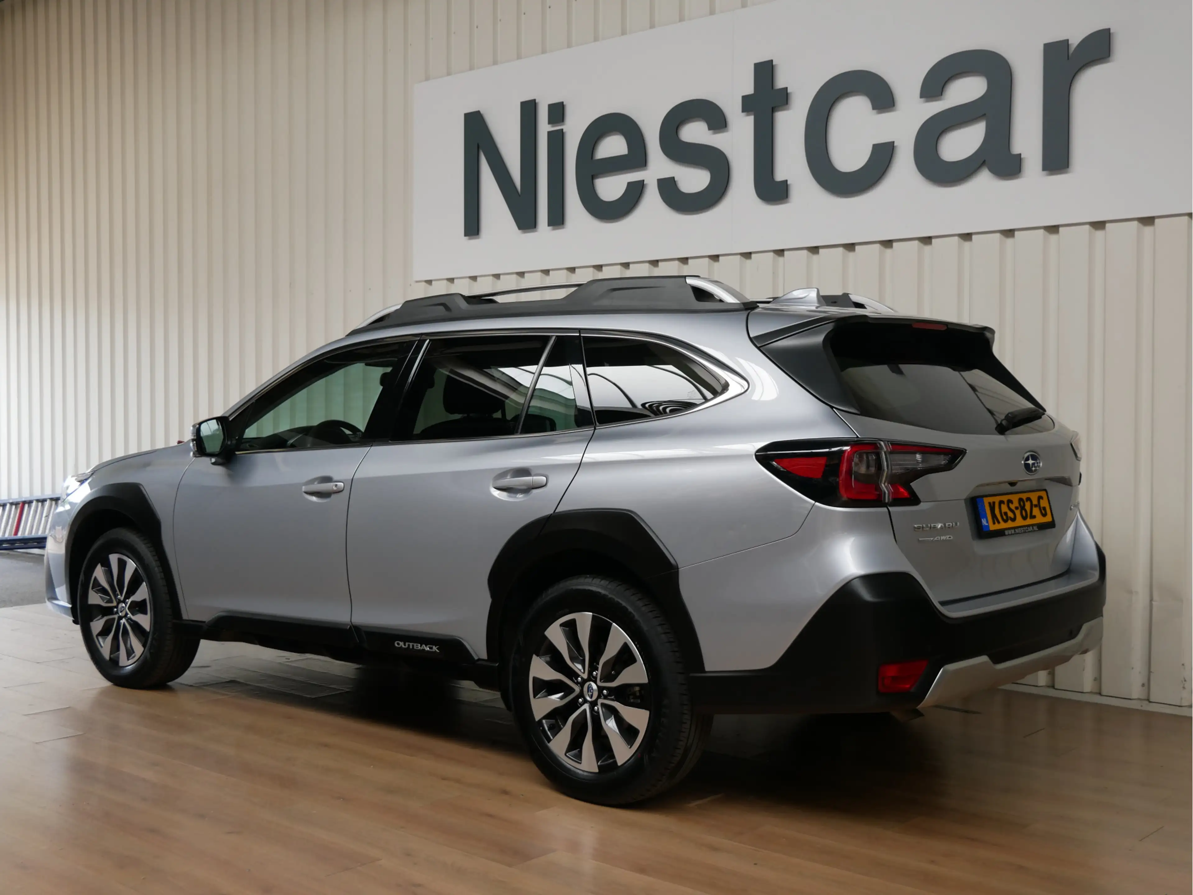 Subaru OUTBACK 2.5i Premium — photo 4