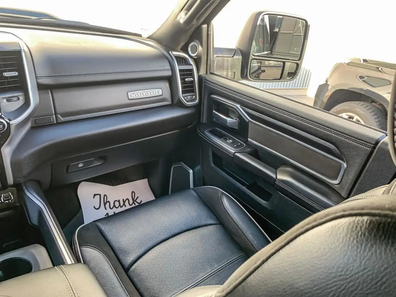 RAM 2500 снимка RAM 2500