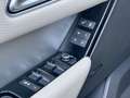 Land Rover Range Rover Velar 2.0 D AUT8 AWD R-DYNAMIC BLACK-EDITION LEDER NAVI Zwart - thumbnail 30
