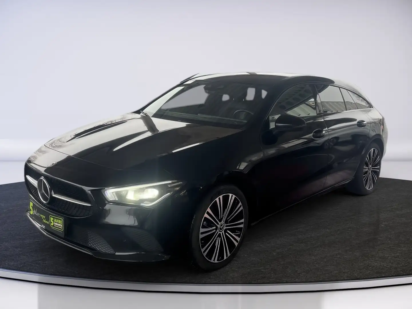 Mercedes-Benz CLA 200 d Shooting Brake Navi,Rückfahrkamera, Schwarz - 2