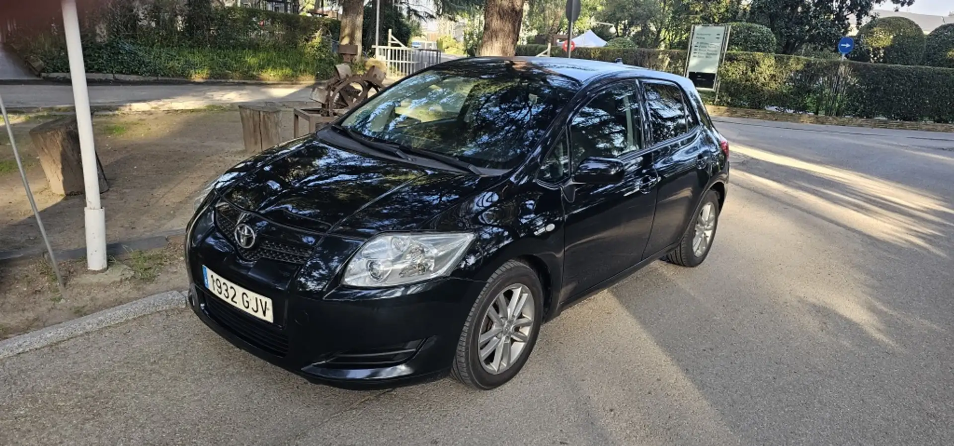 Toyota Auris 1.6 VVT-i Live Negro - 1