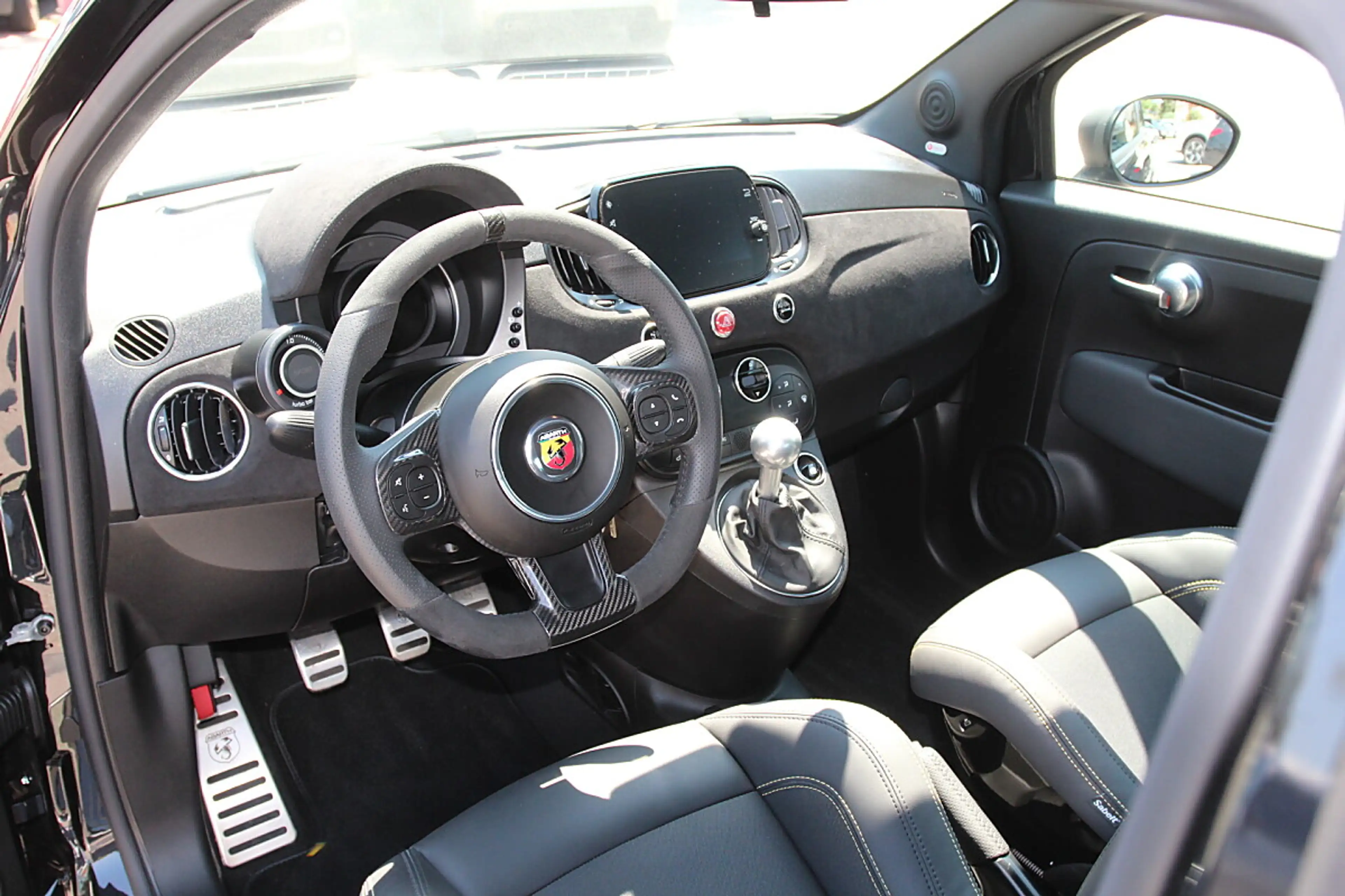 Abarth 695 Abarth 695 75° Anniversario — photo 9