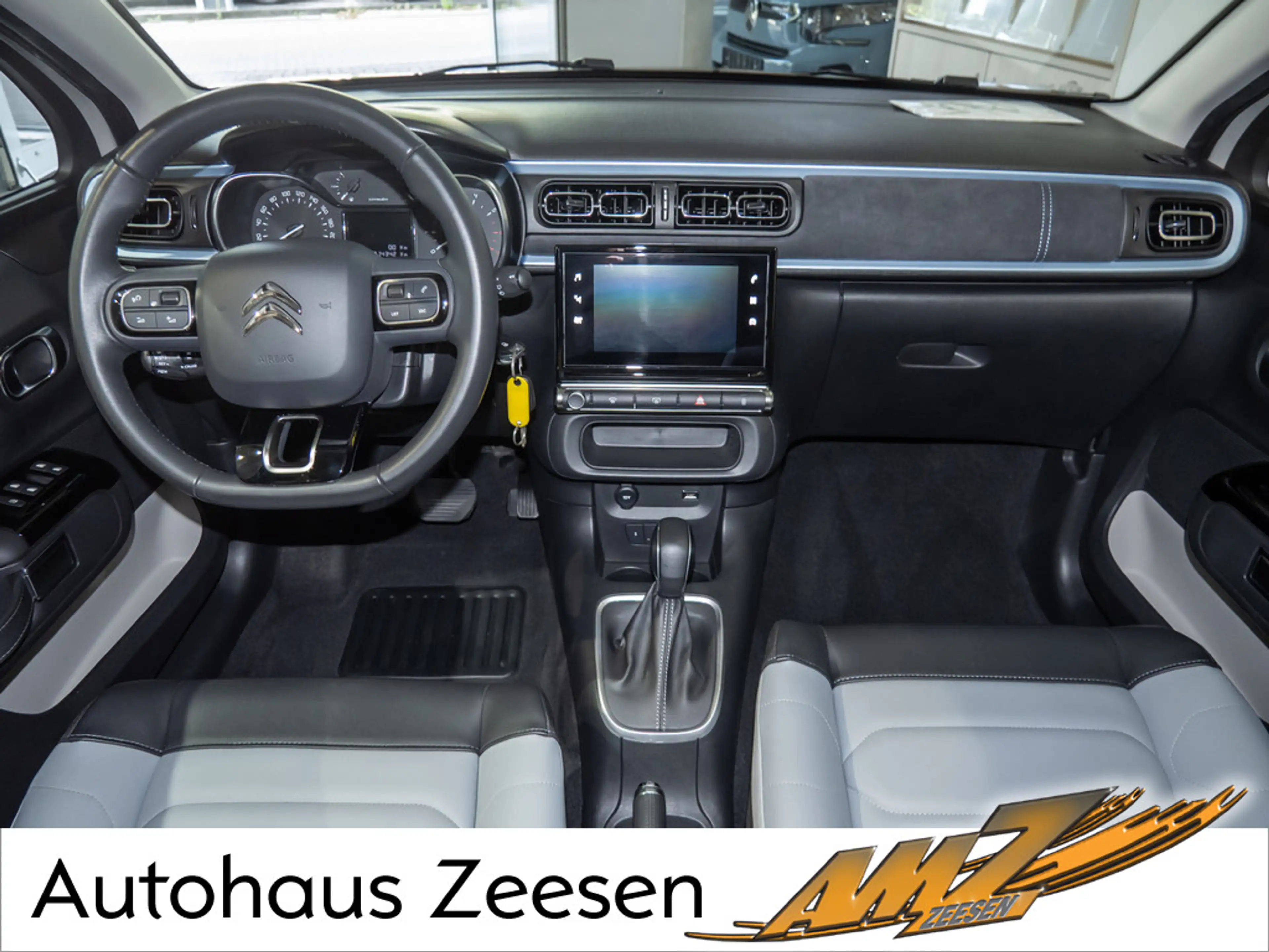 Citroen C3 PureTech 110 Elle SHZ NAVI KAMERA PDC LED — photo 6