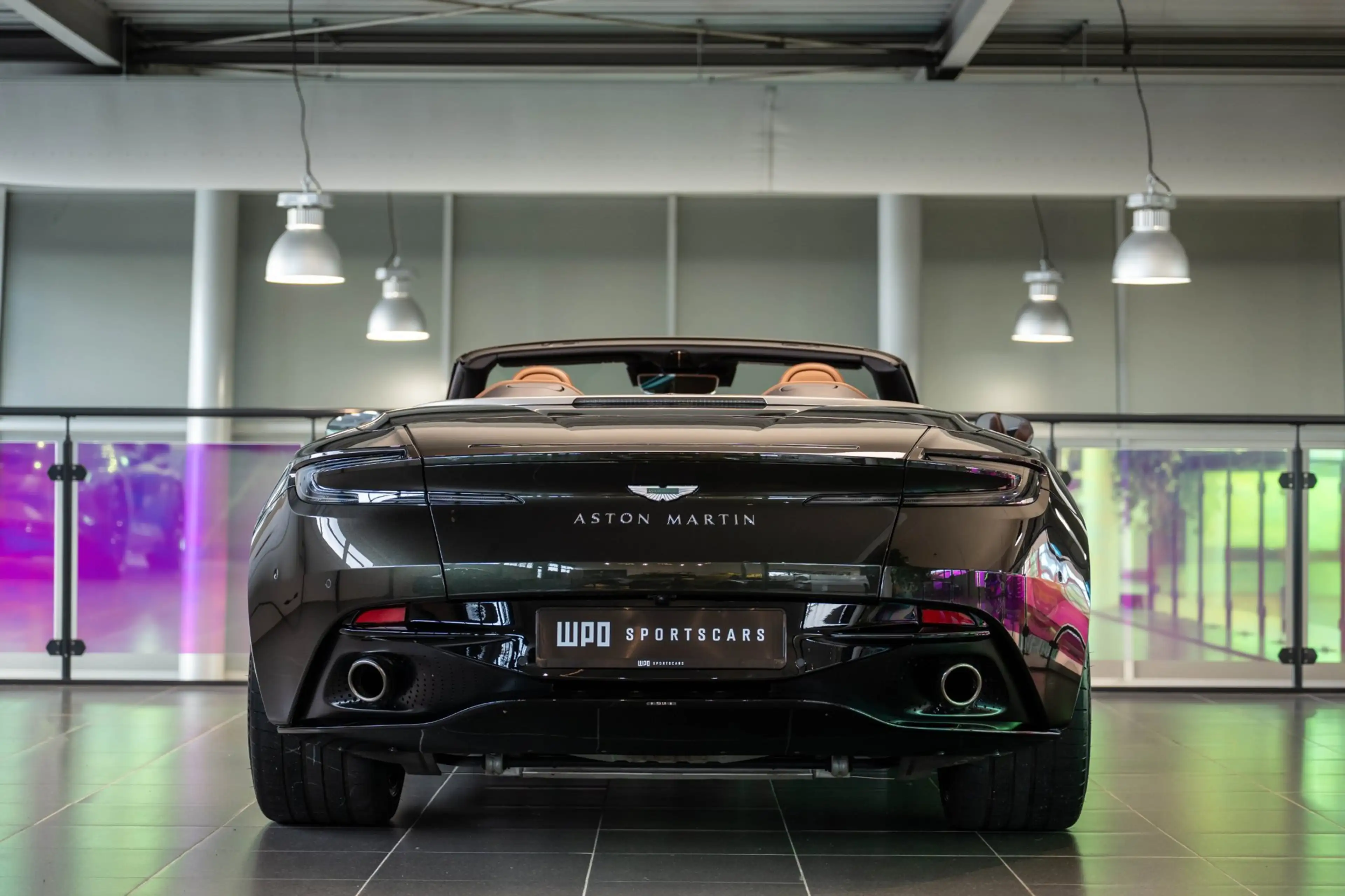 Aston Martin DB12 VOLANTE 4.0 V8 — photo 14