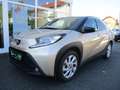 Toyota Aygo 1.0 Pulse CVT Kamera Klima Carplay Sitzhzg Beige - thumbnail 2