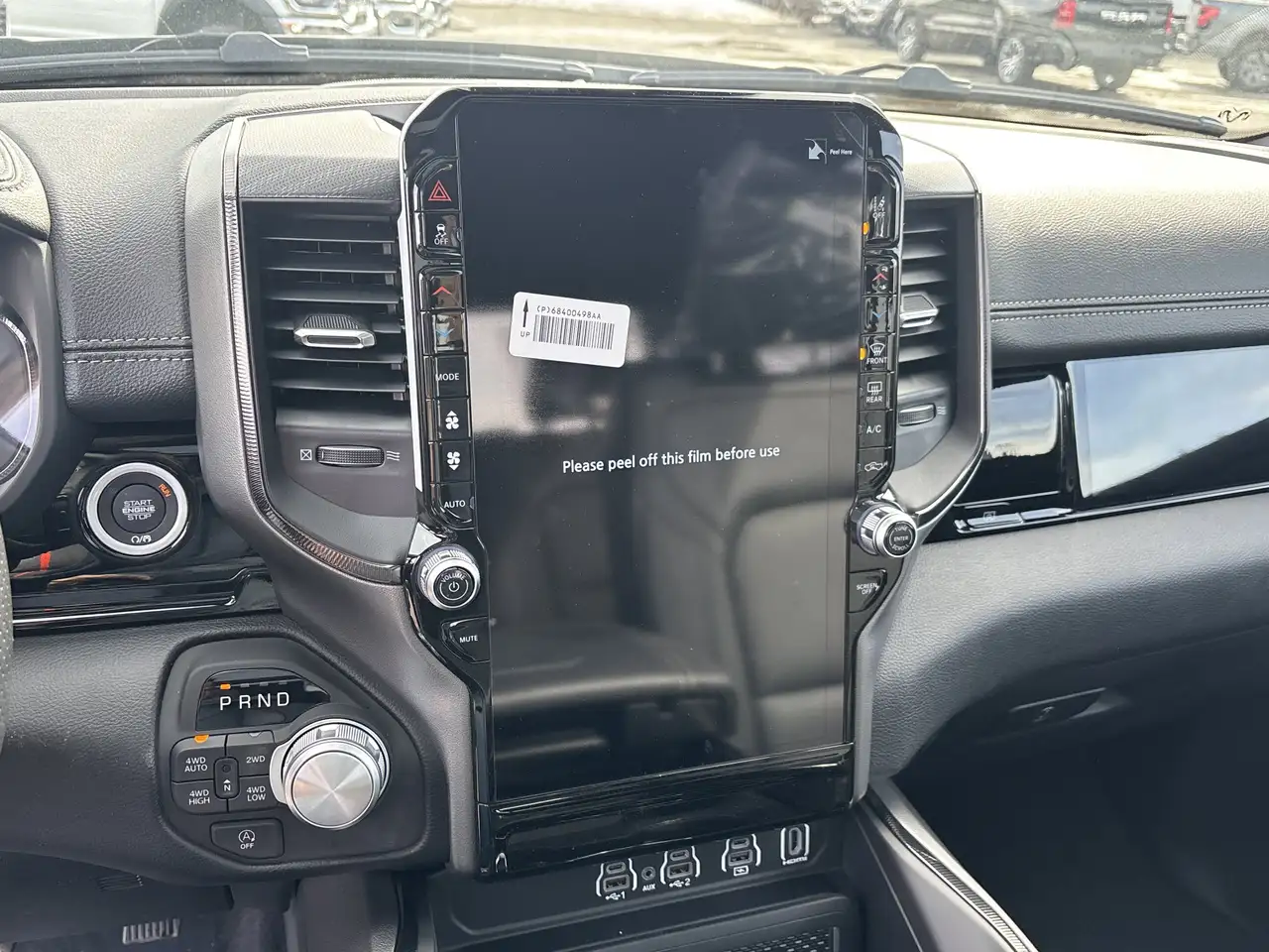 RAM 1500 снимка RAM 1500