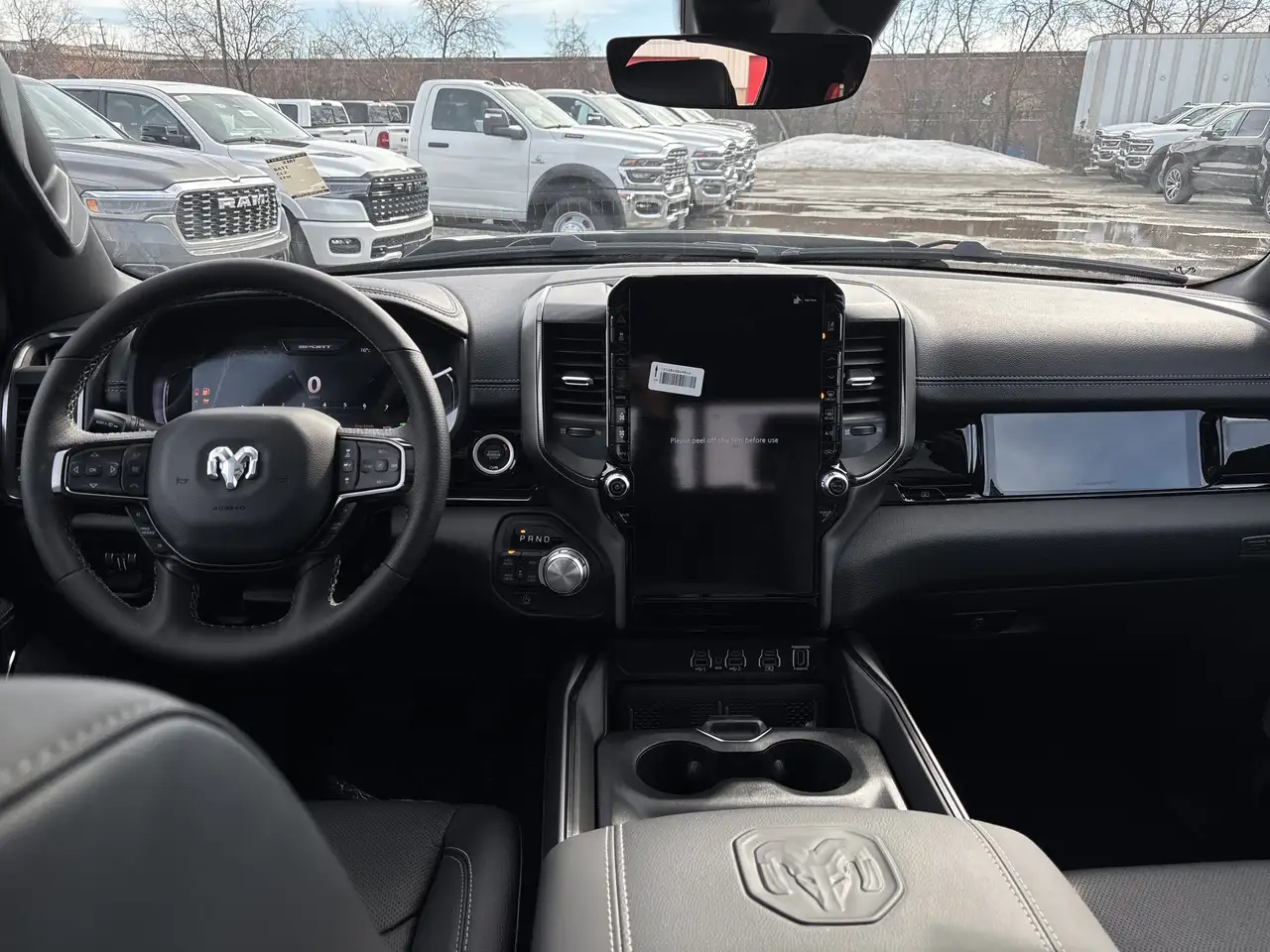 RAM 1500 снимка RAM 1500