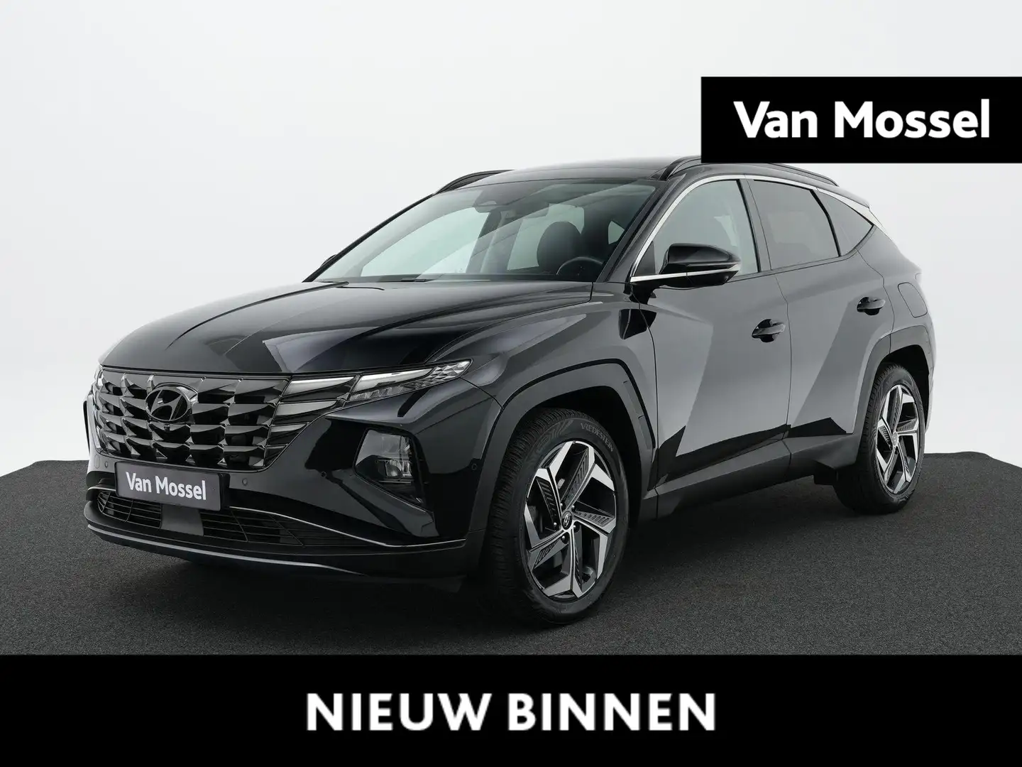 Hyundai TUCSON 1.6 T-GDI HEV Premium Sky | Navigatie | Camera | A Zwart - 1
