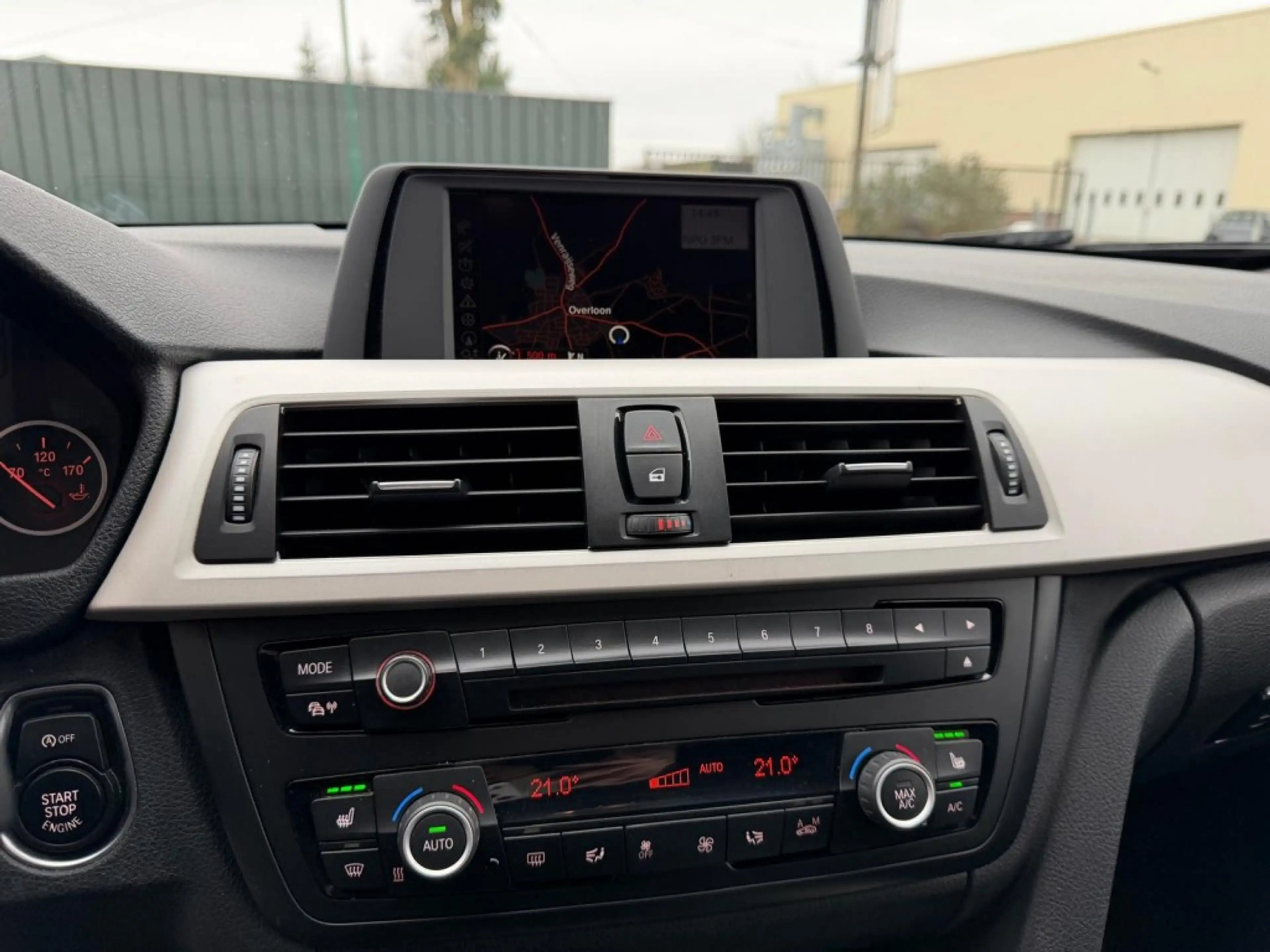 BMW 328 328i 2.0 Touring stoelverwarming trekhaak — photo 15