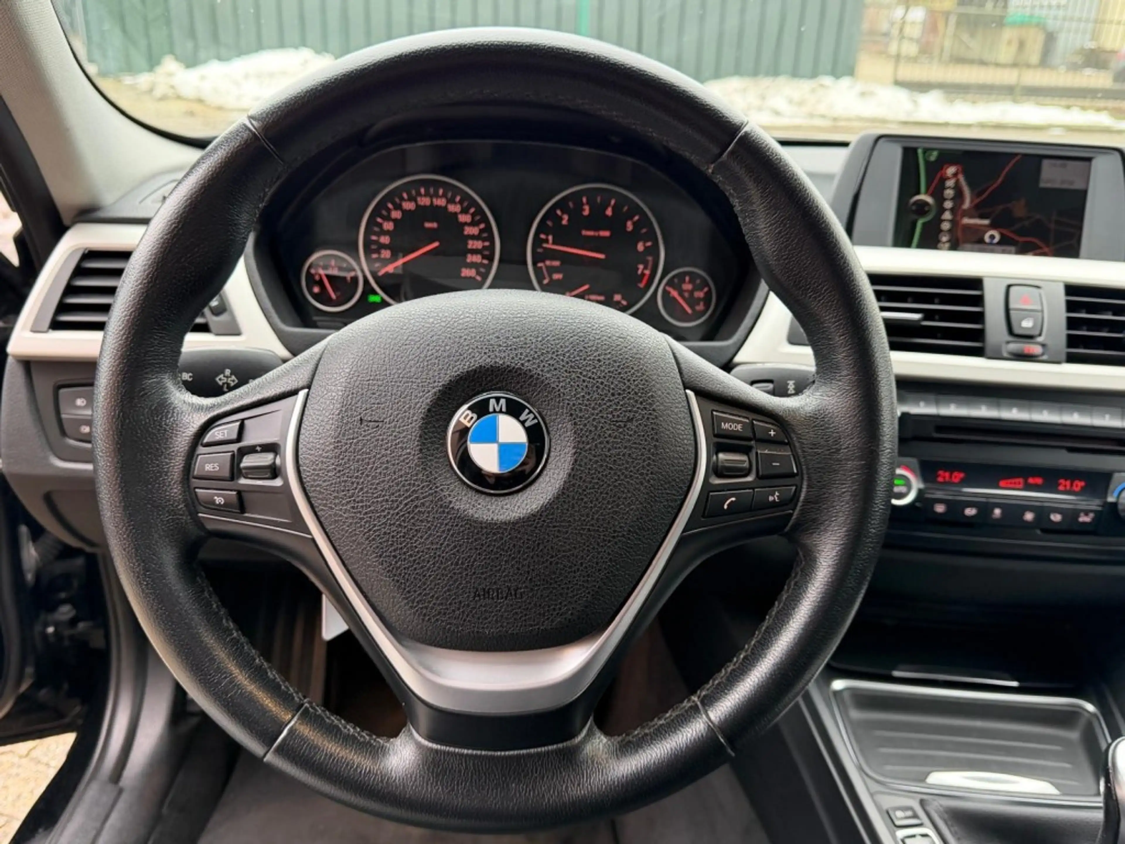 BMW 328 328i 2.0 Touring stoelverwarming trekhaak — photo 14